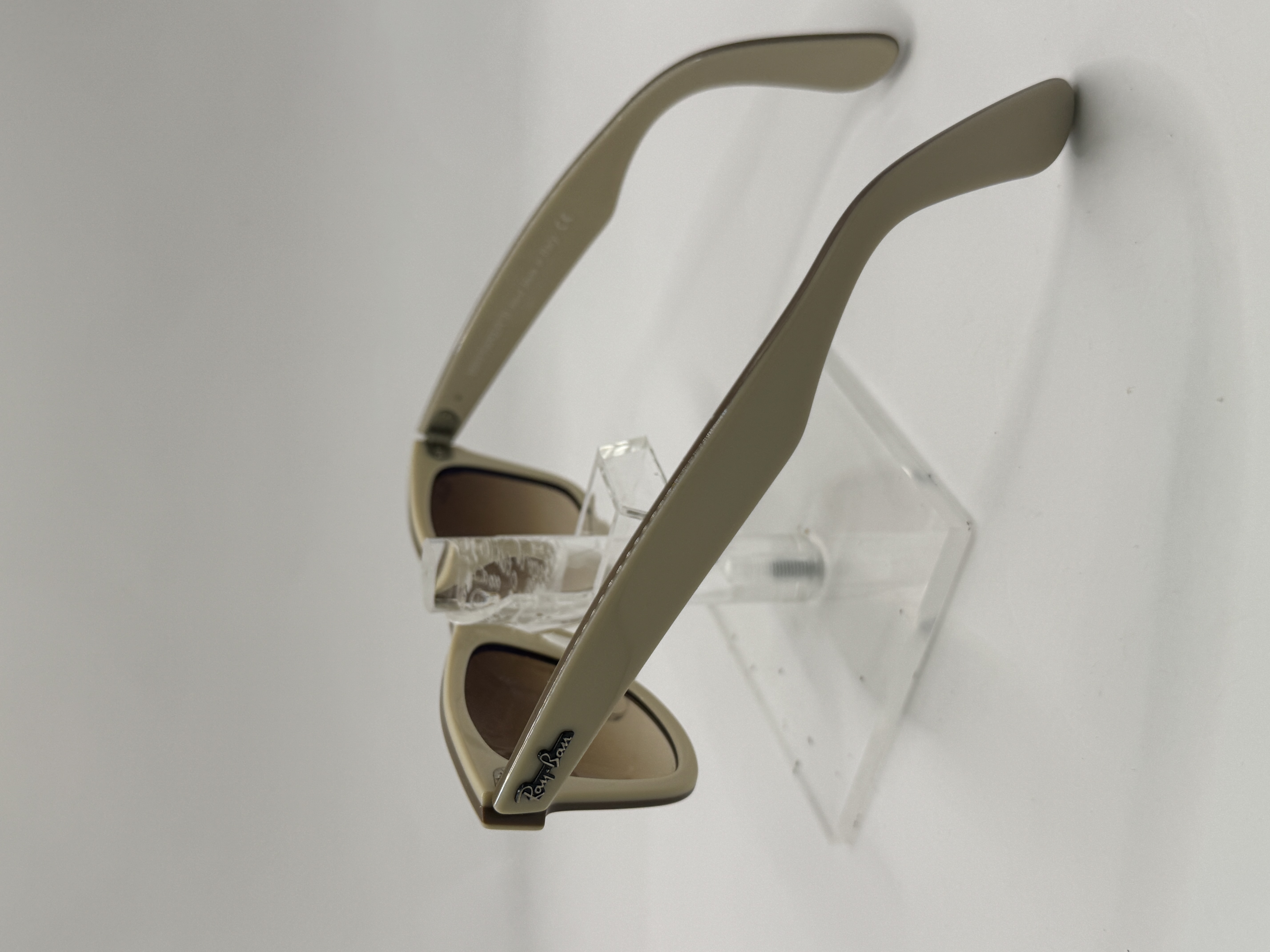 CLEARANCE RAY BAN 2143 97351
