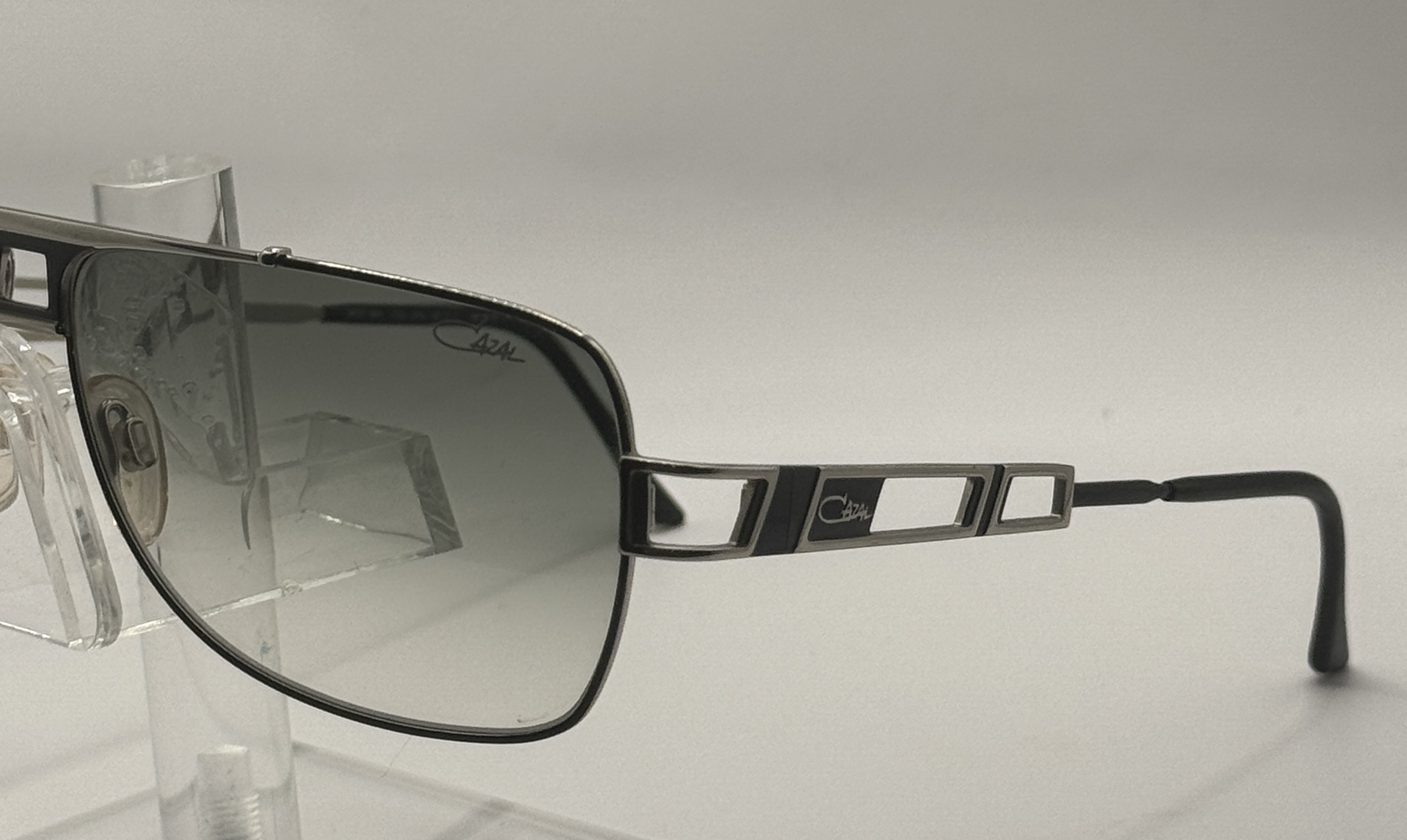 CLEARANCE CAZAL 964