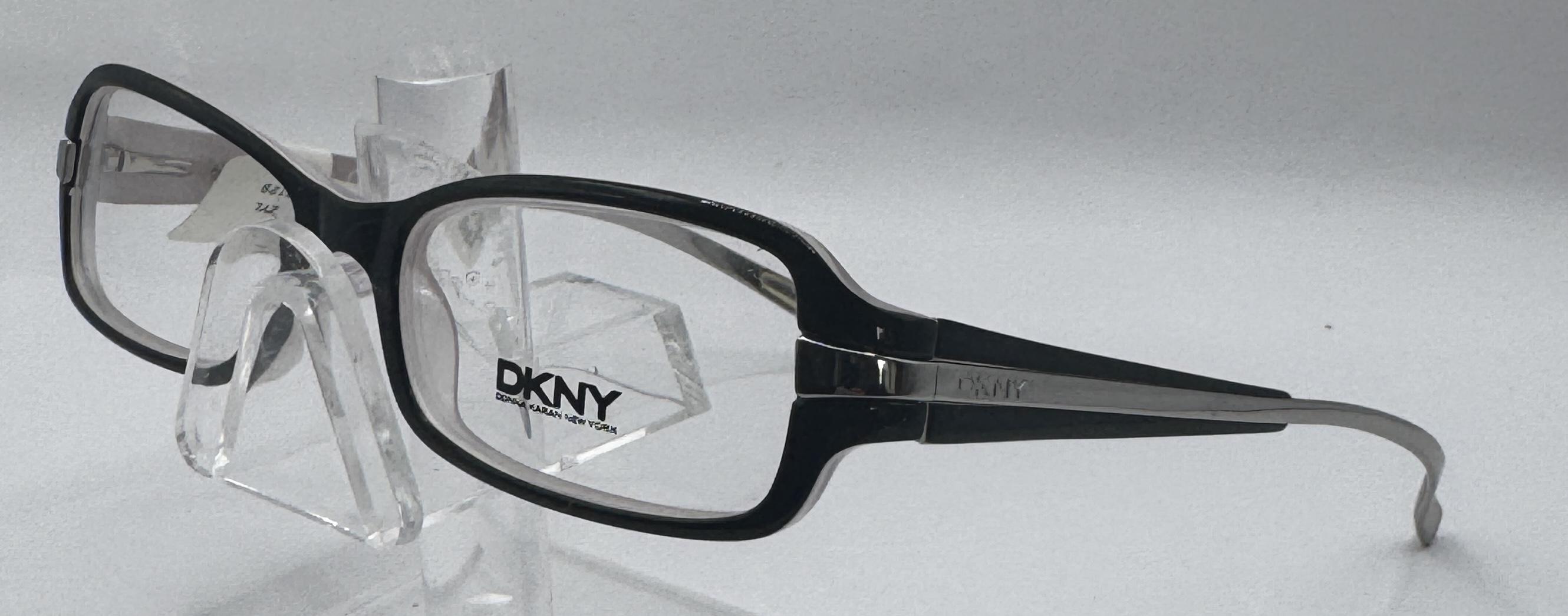 CLEARANCE DKNY 4583