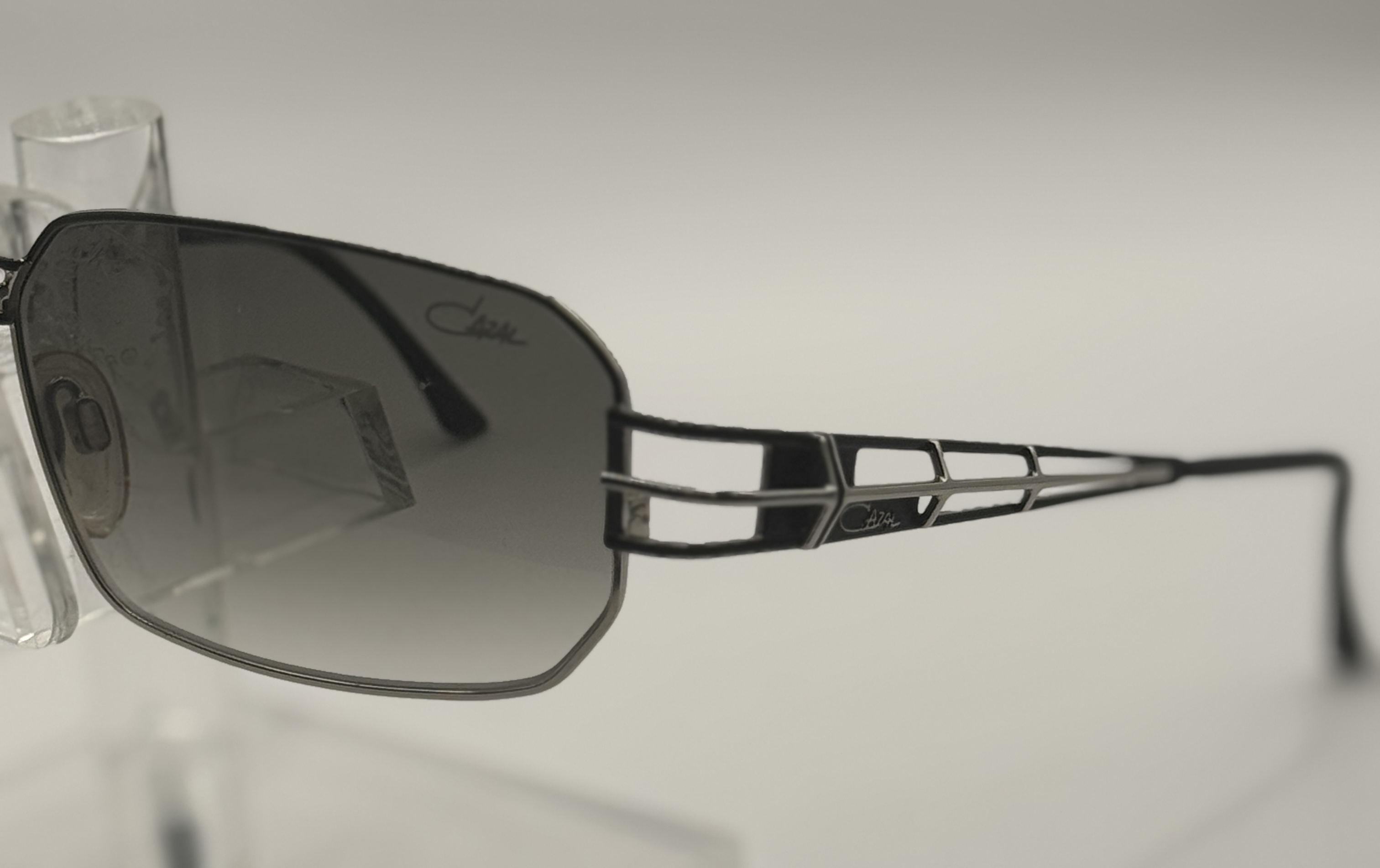 CLEARANCE CAZAL 972