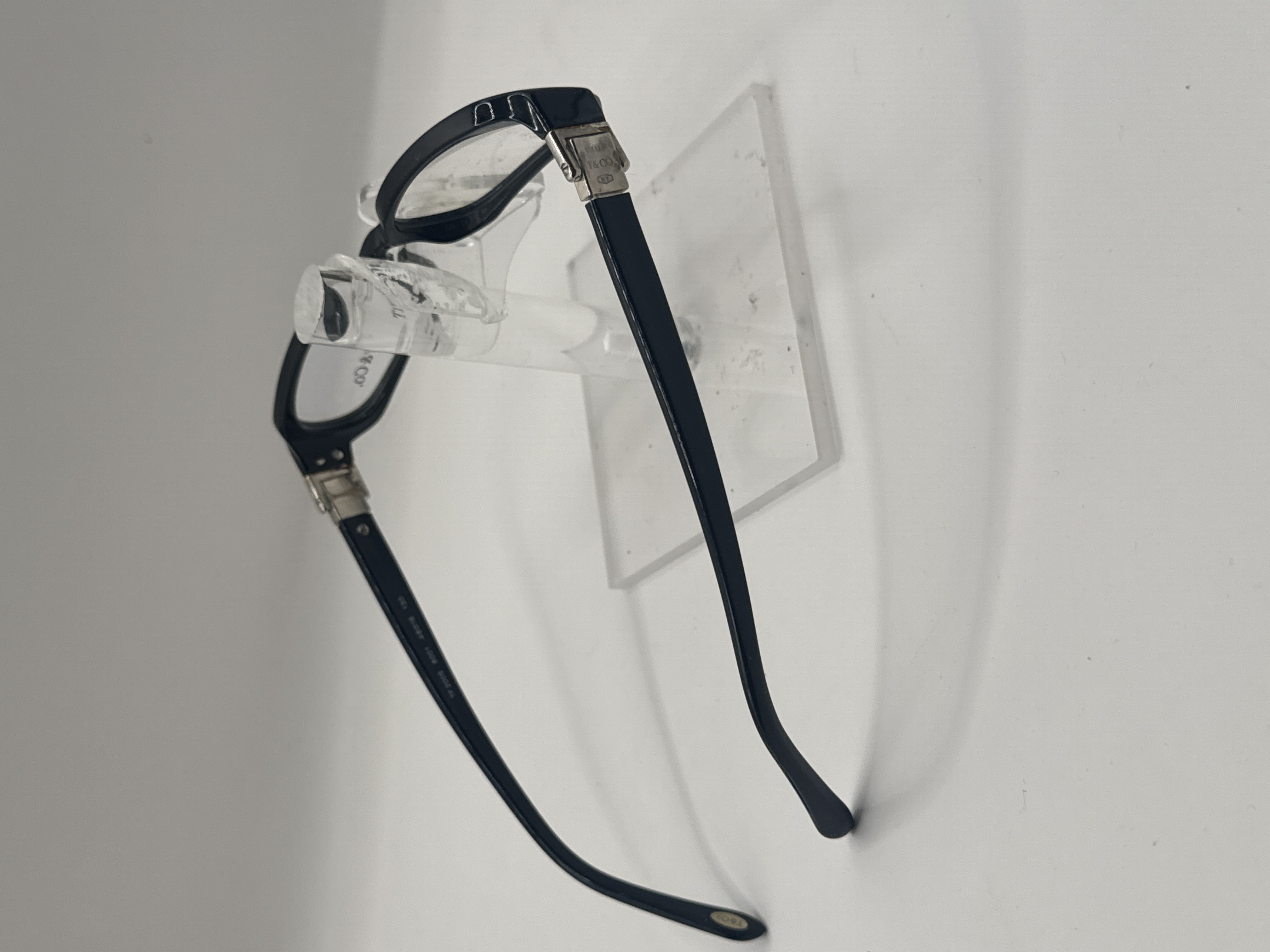 CLEARANCE TIFFANY 2005 8001