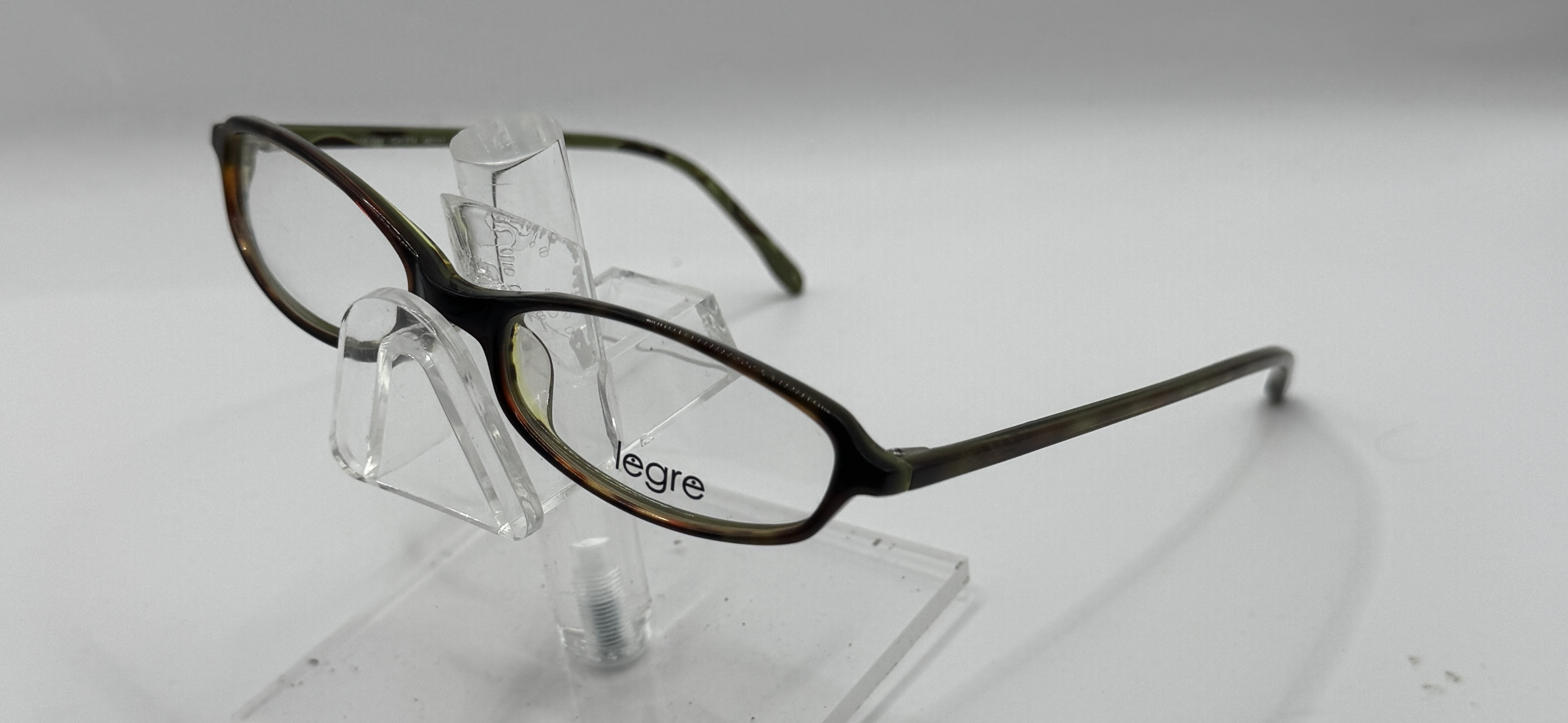 CLEARANCE LEGRE 044