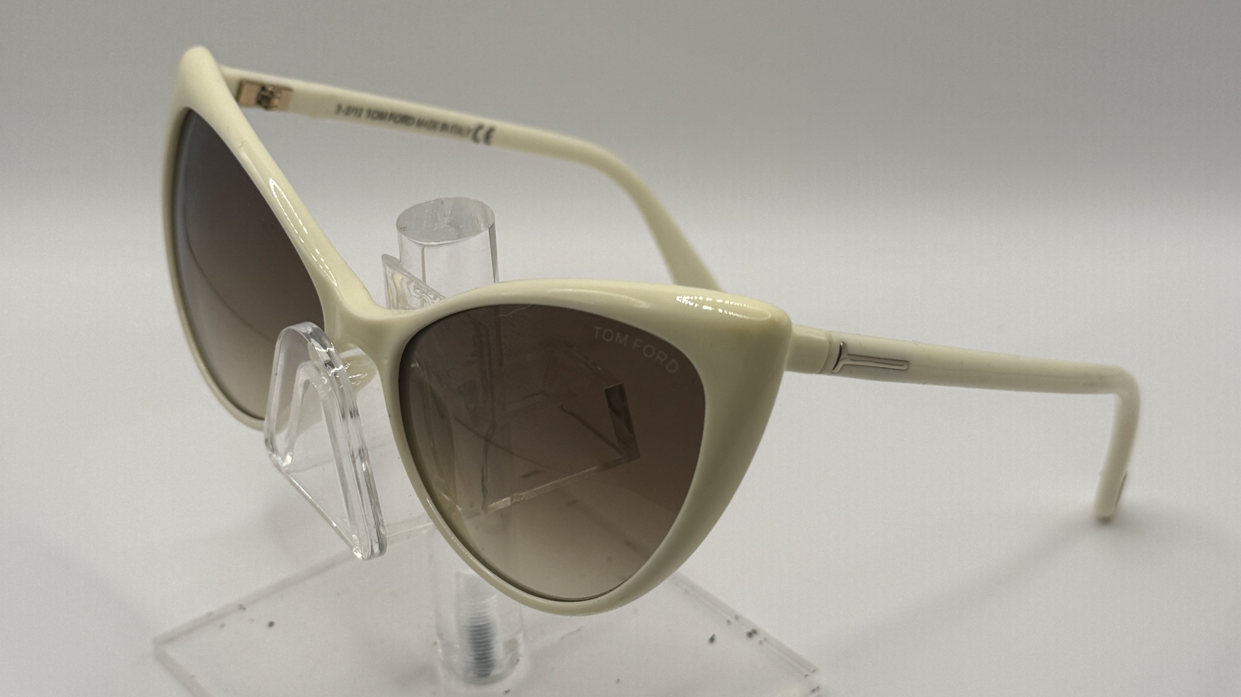 CLEARANCE TOM FORD ANASTASIA TF303