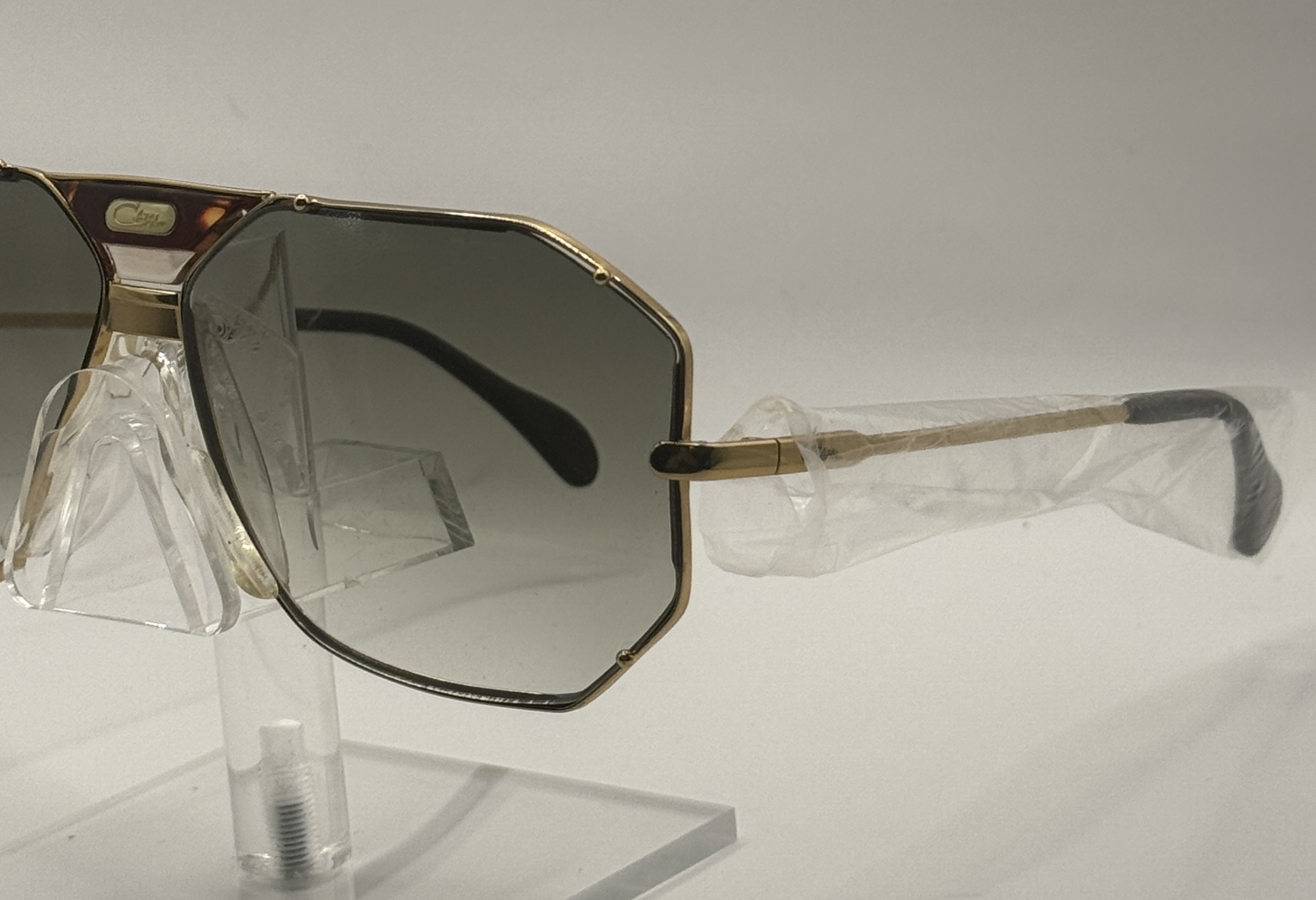 CLEARANCE CAZAL 905/1
