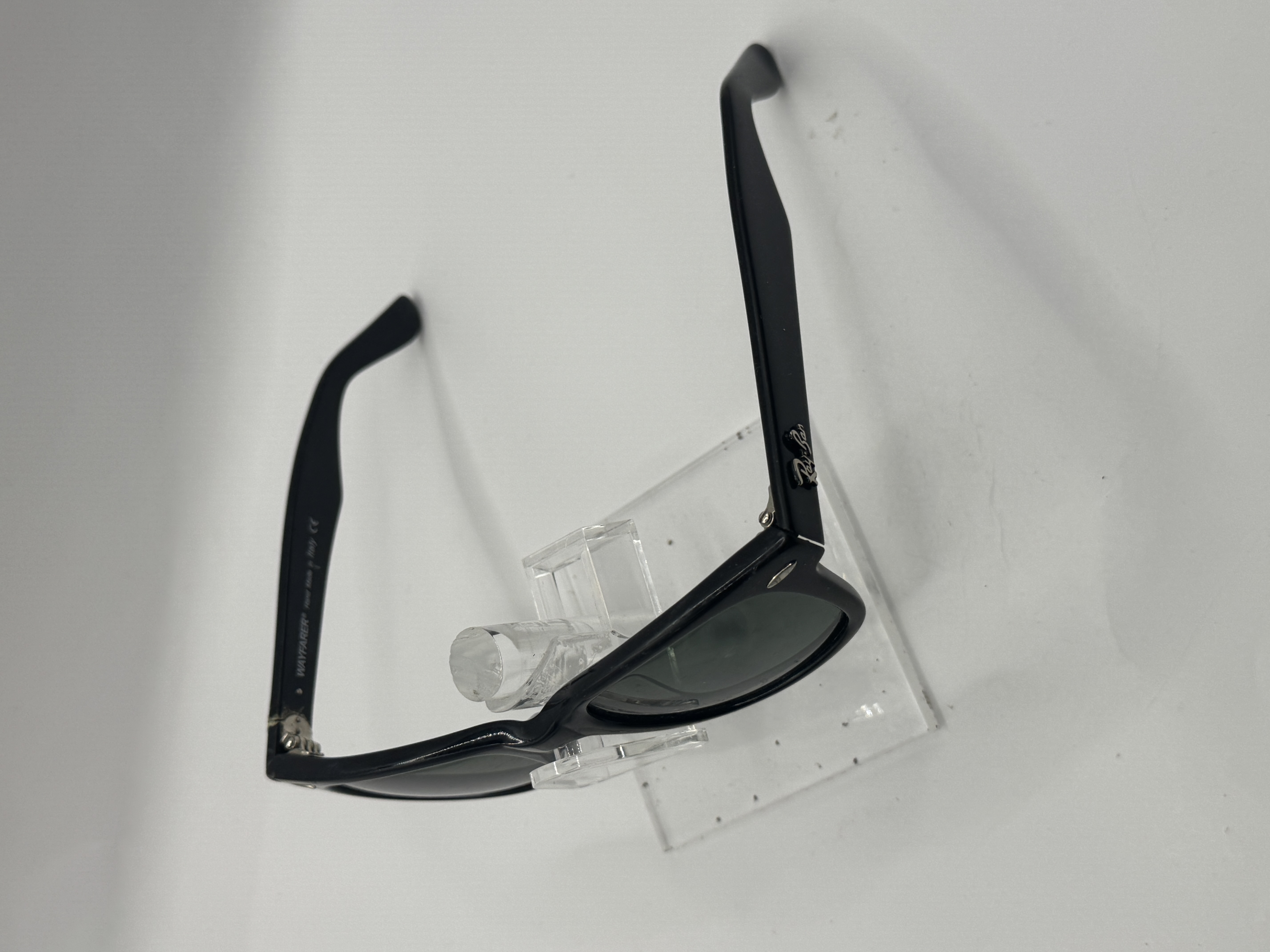 CLEARANCE RAY BAN 2140 901