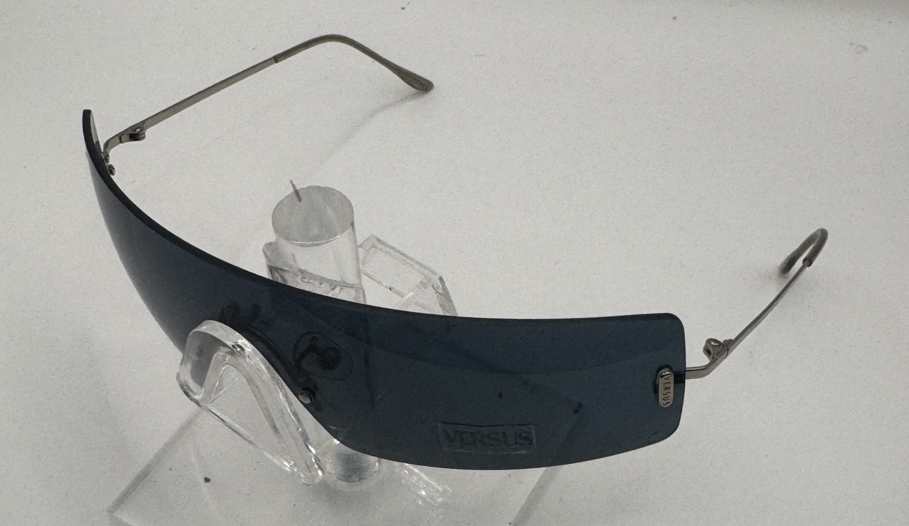 CLEARANCE VERSUS L69