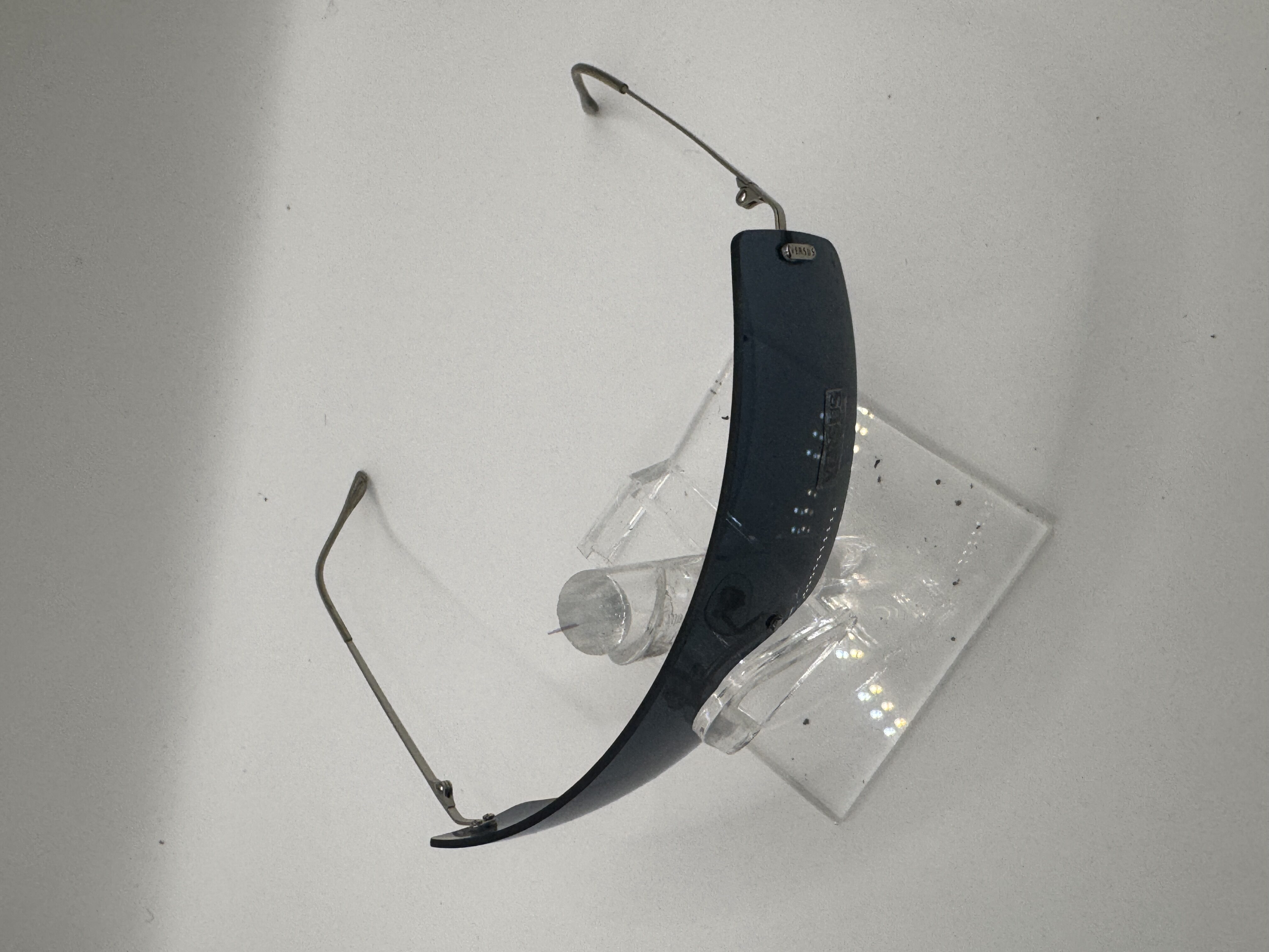 CLEARANCE VERSUS L69 26M198