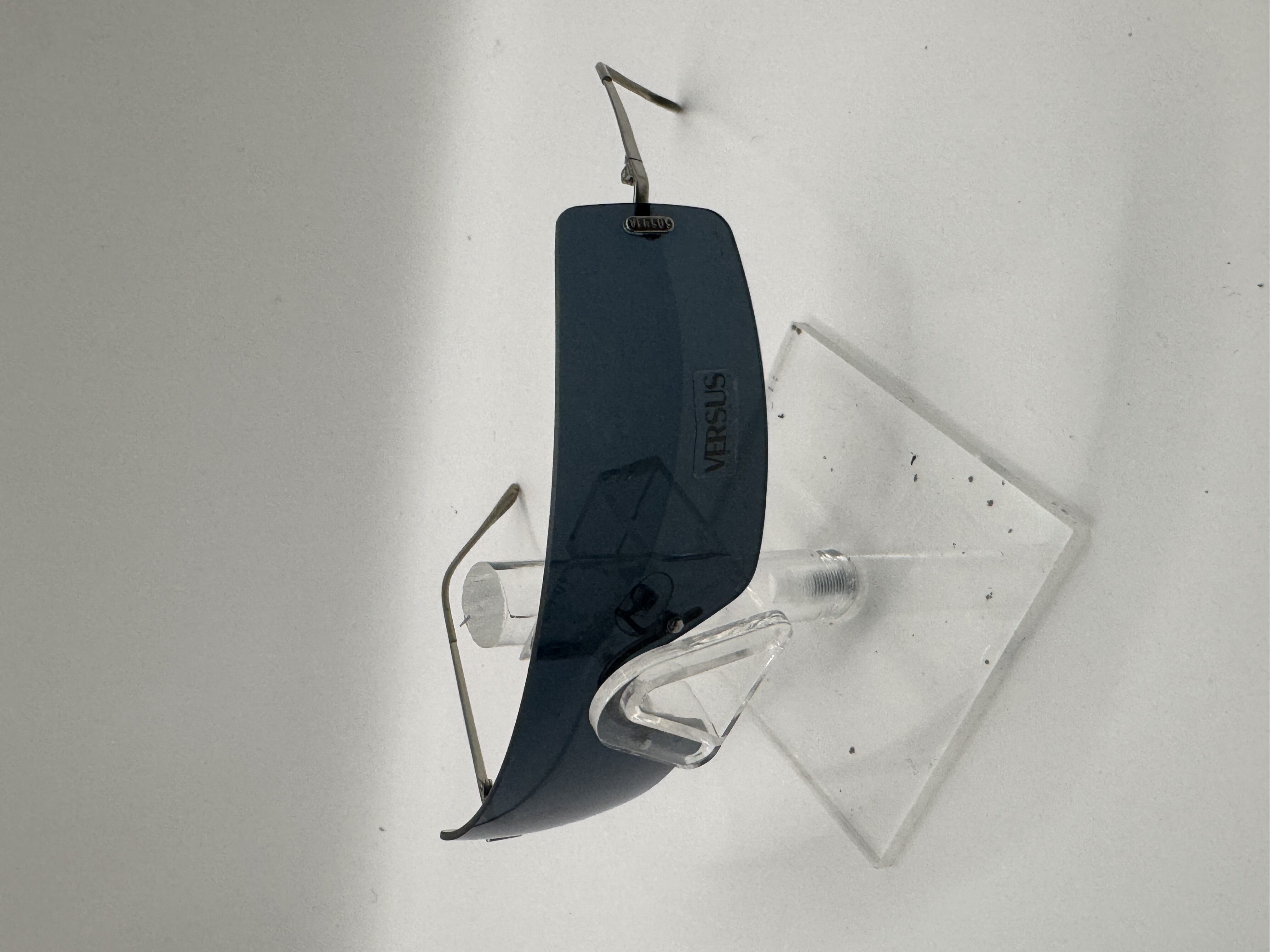 CLEARANCE VERSUS L69 26M198