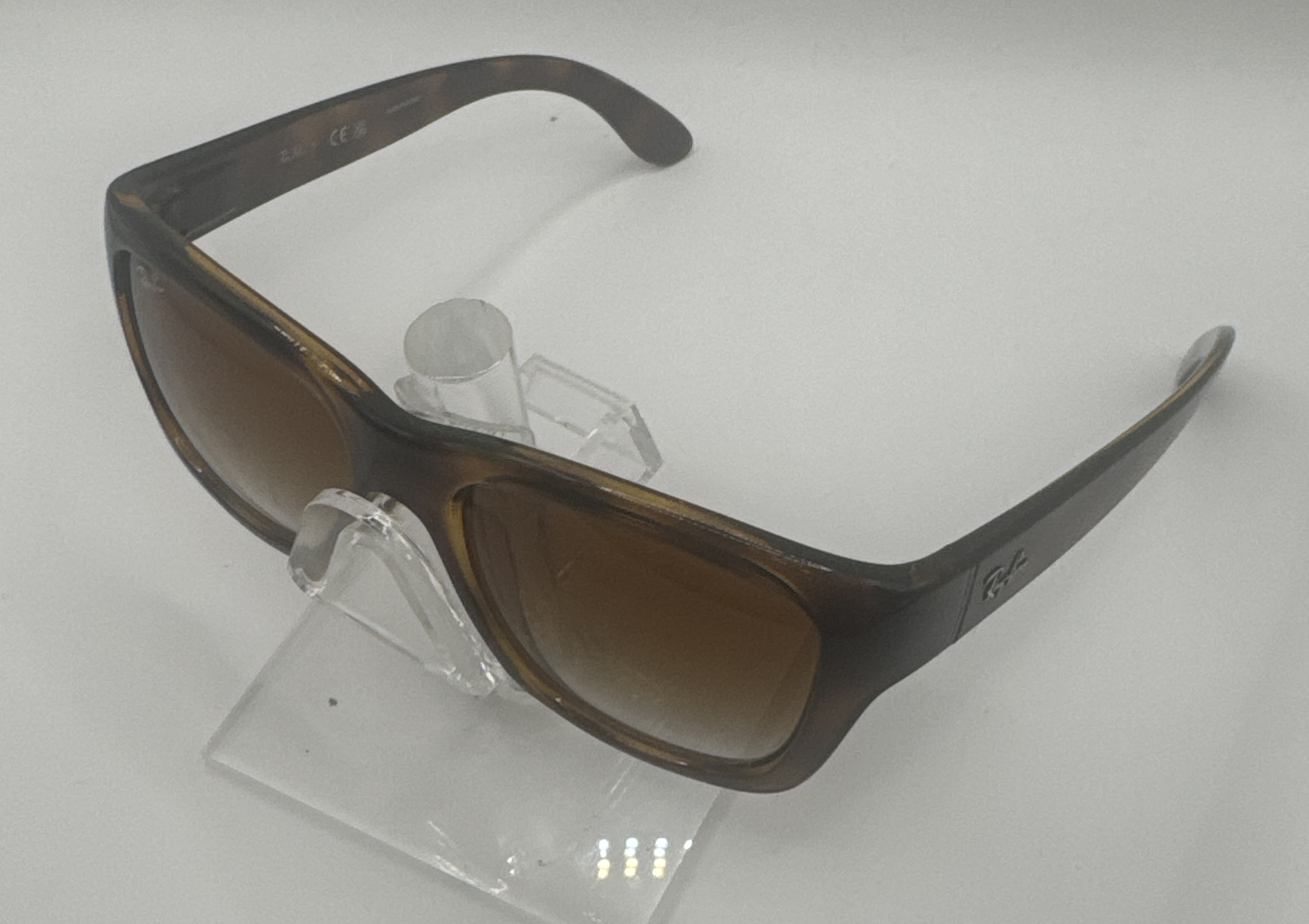 CLEARANCE RAY BAN 4194