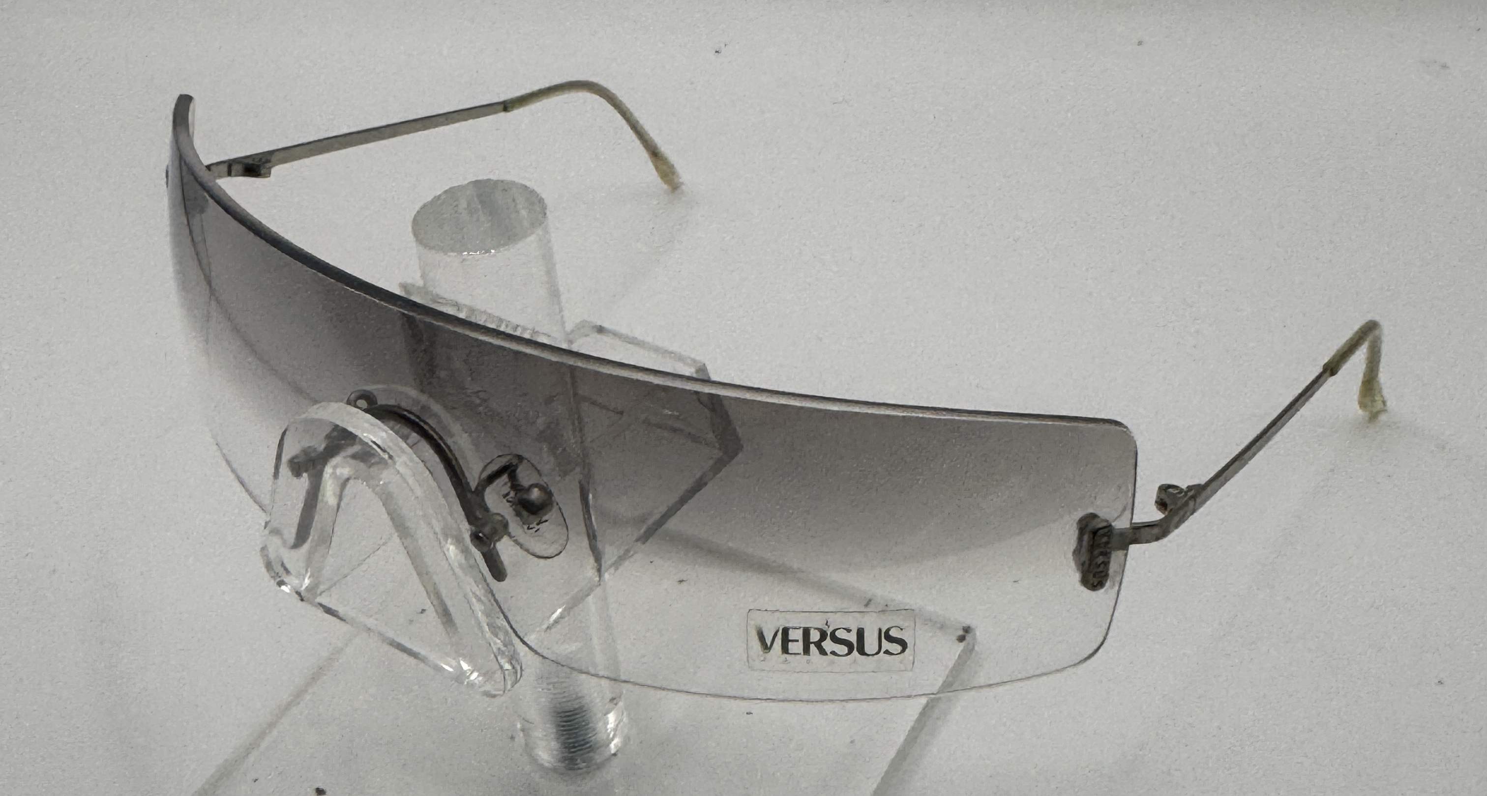 CLEARANCE VERSUS L69