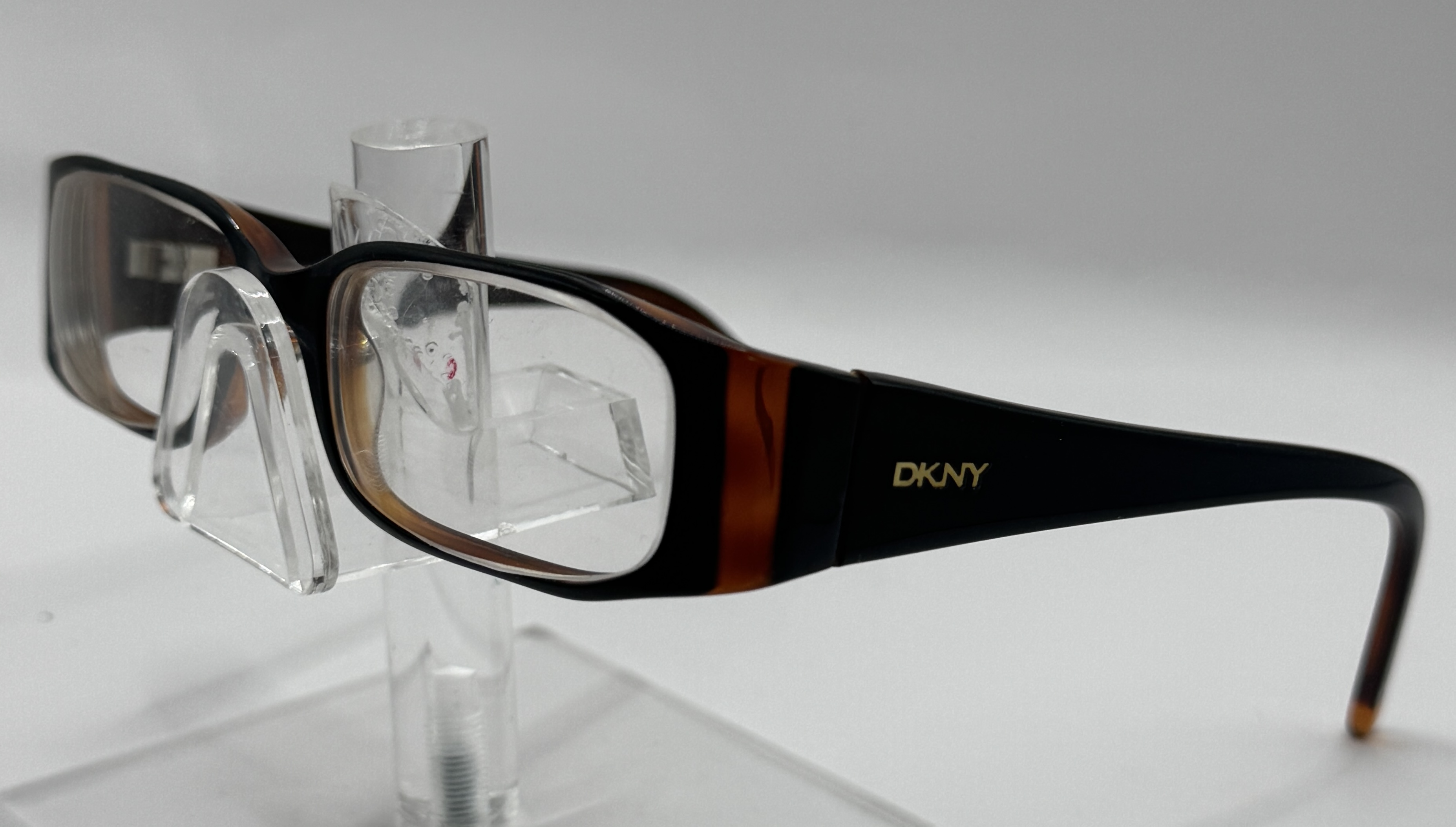 CLEARANCE DKNY 4599