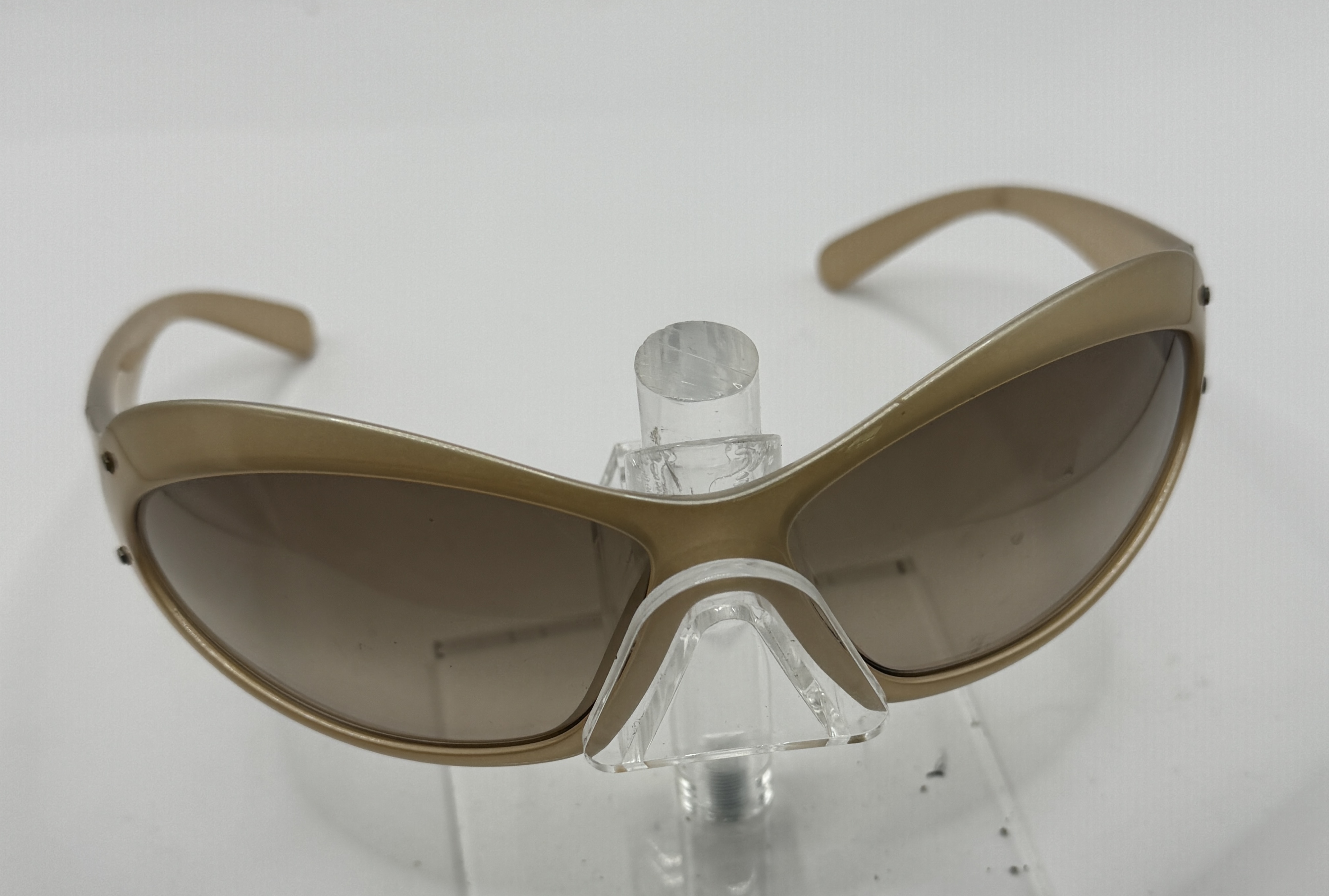 CLEARANCE PRADA SPR10F