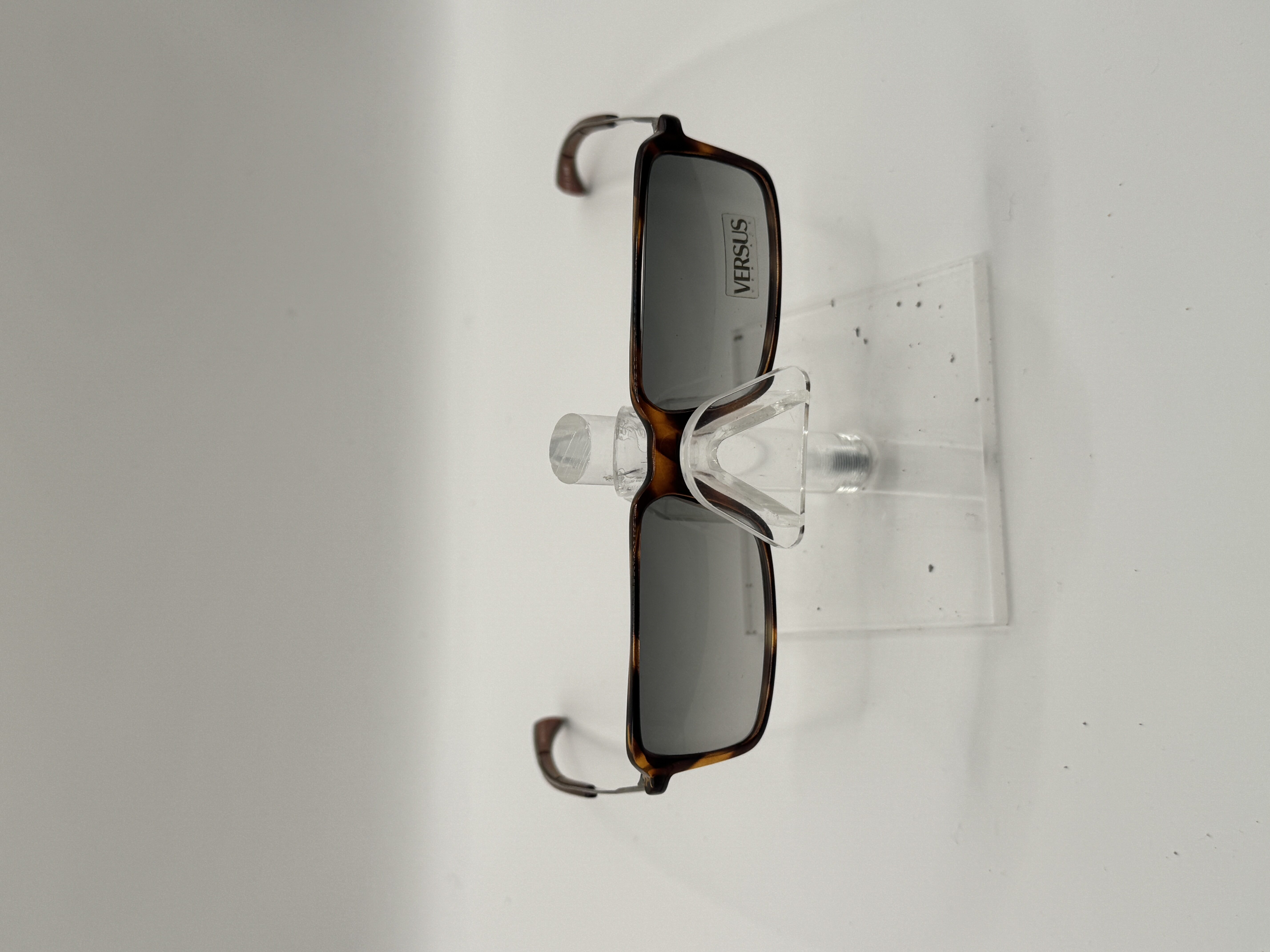 CLEARANCE VERSUS EW8 649495