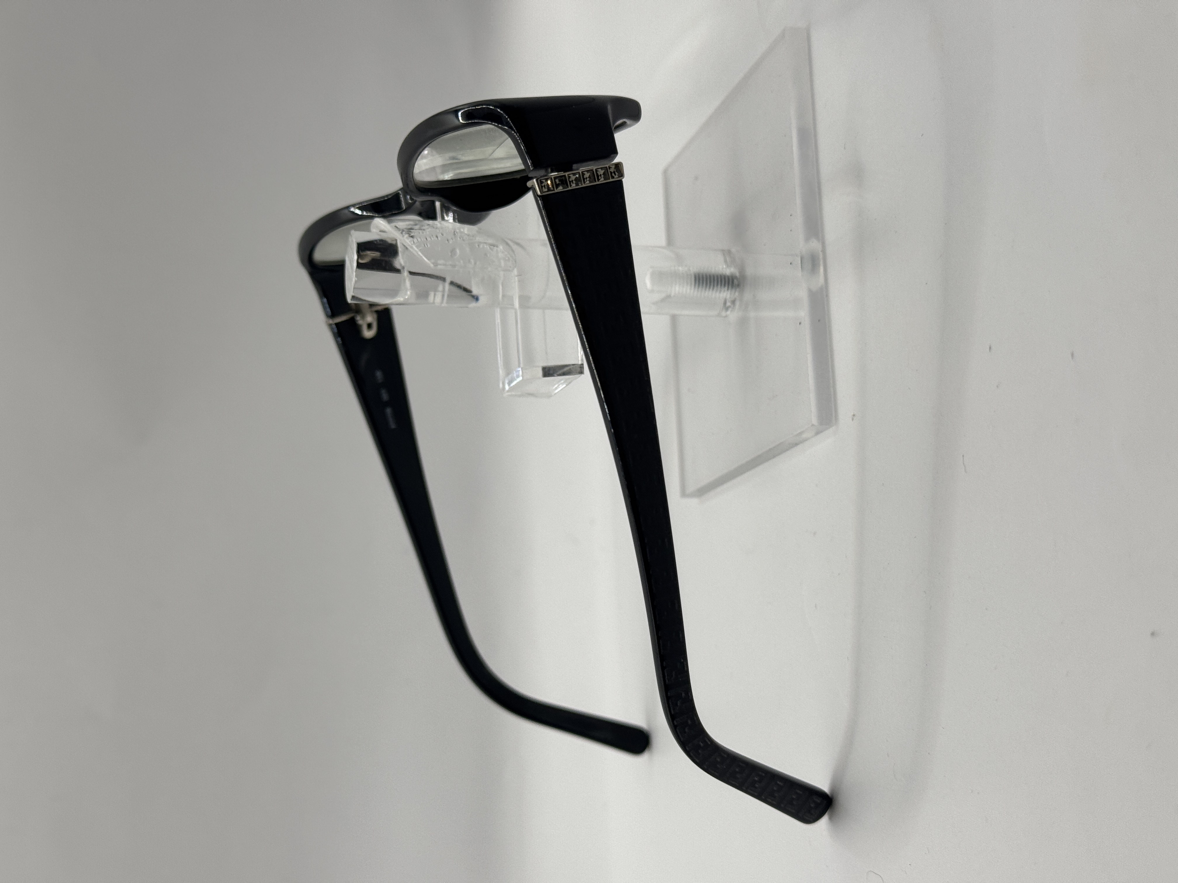 CLEARANCE FENDI 777R 001