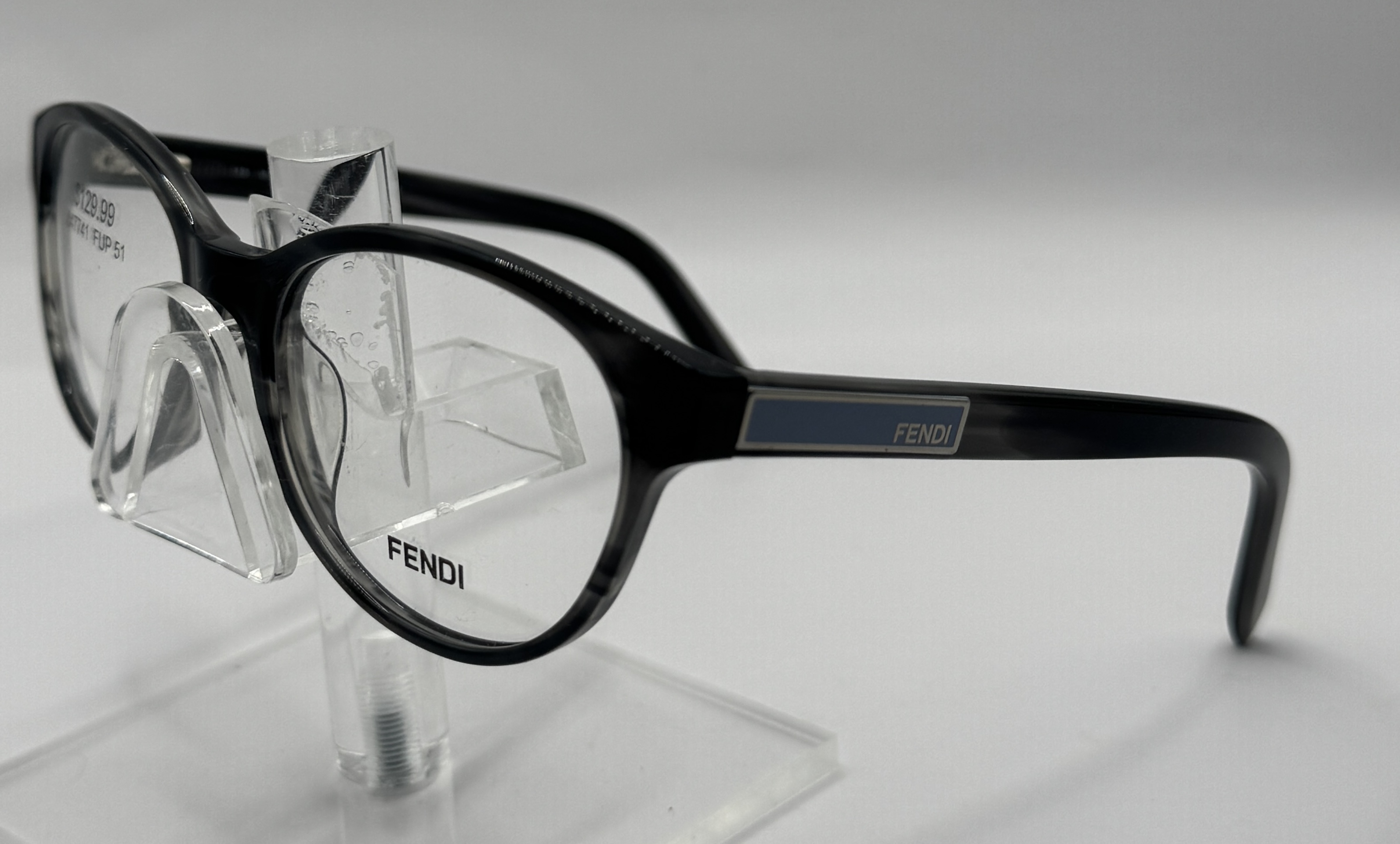 CLEARANCE FENDI 979