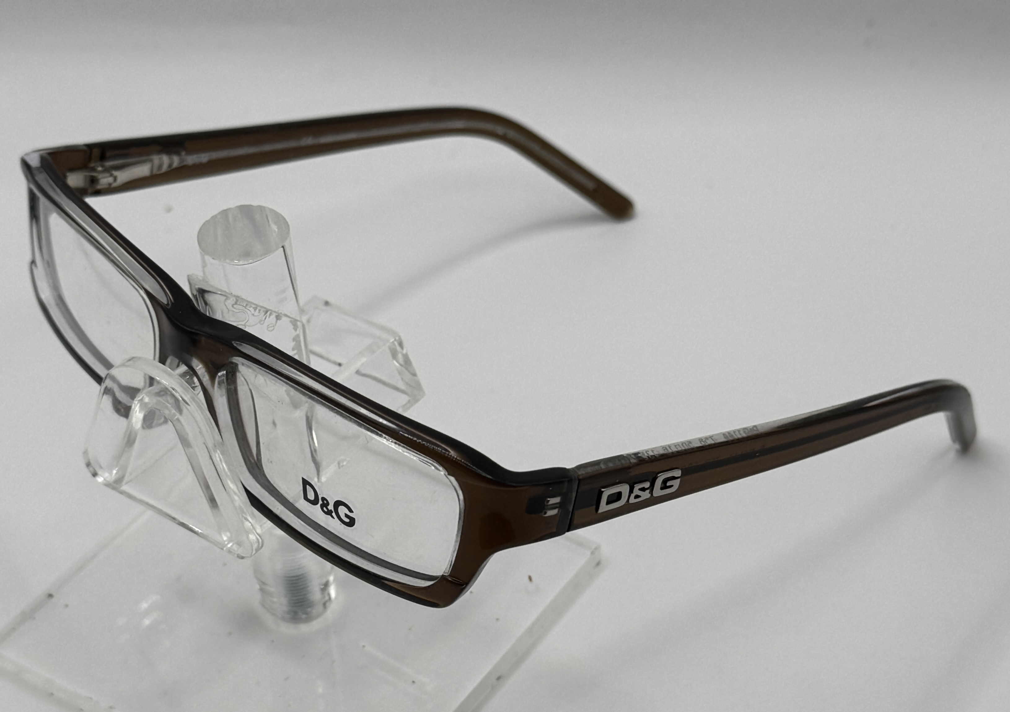 CLEARANCE D&G 1144