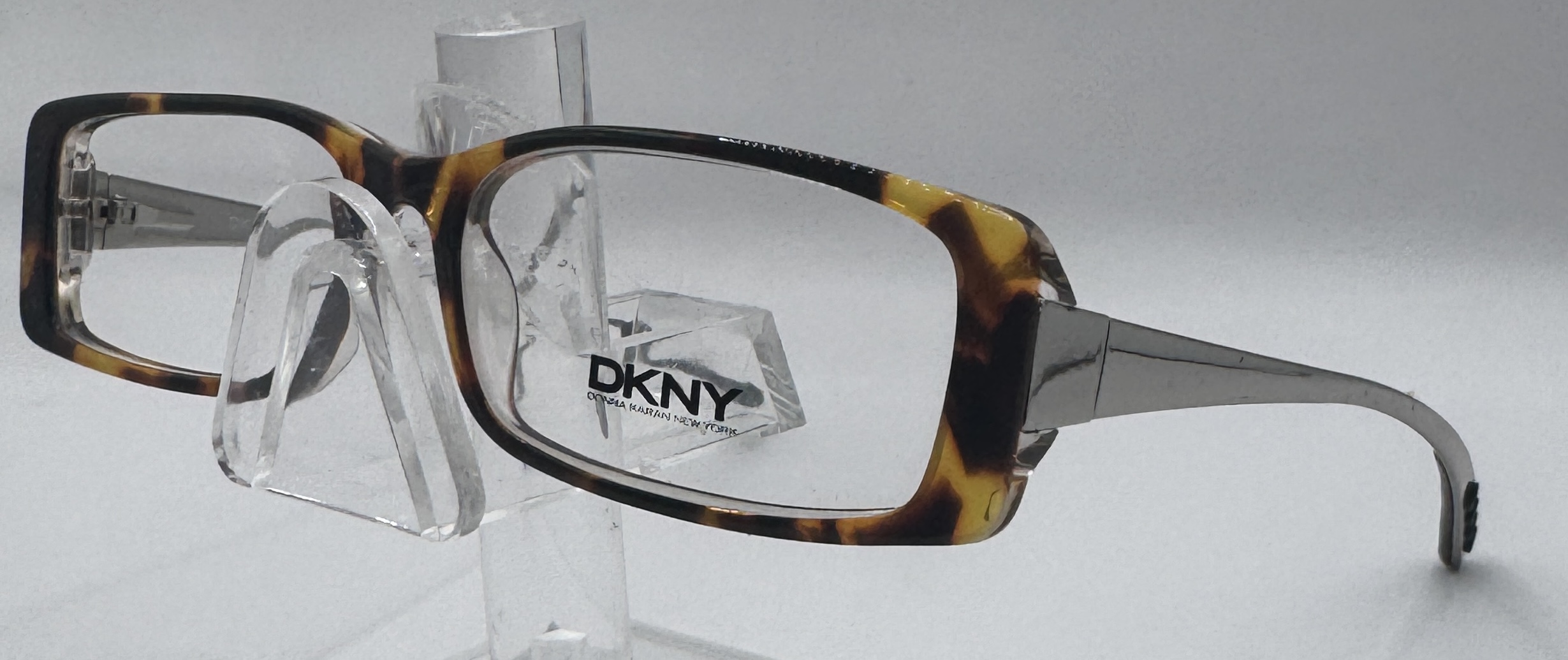 CLEARANCE DKNY 4555