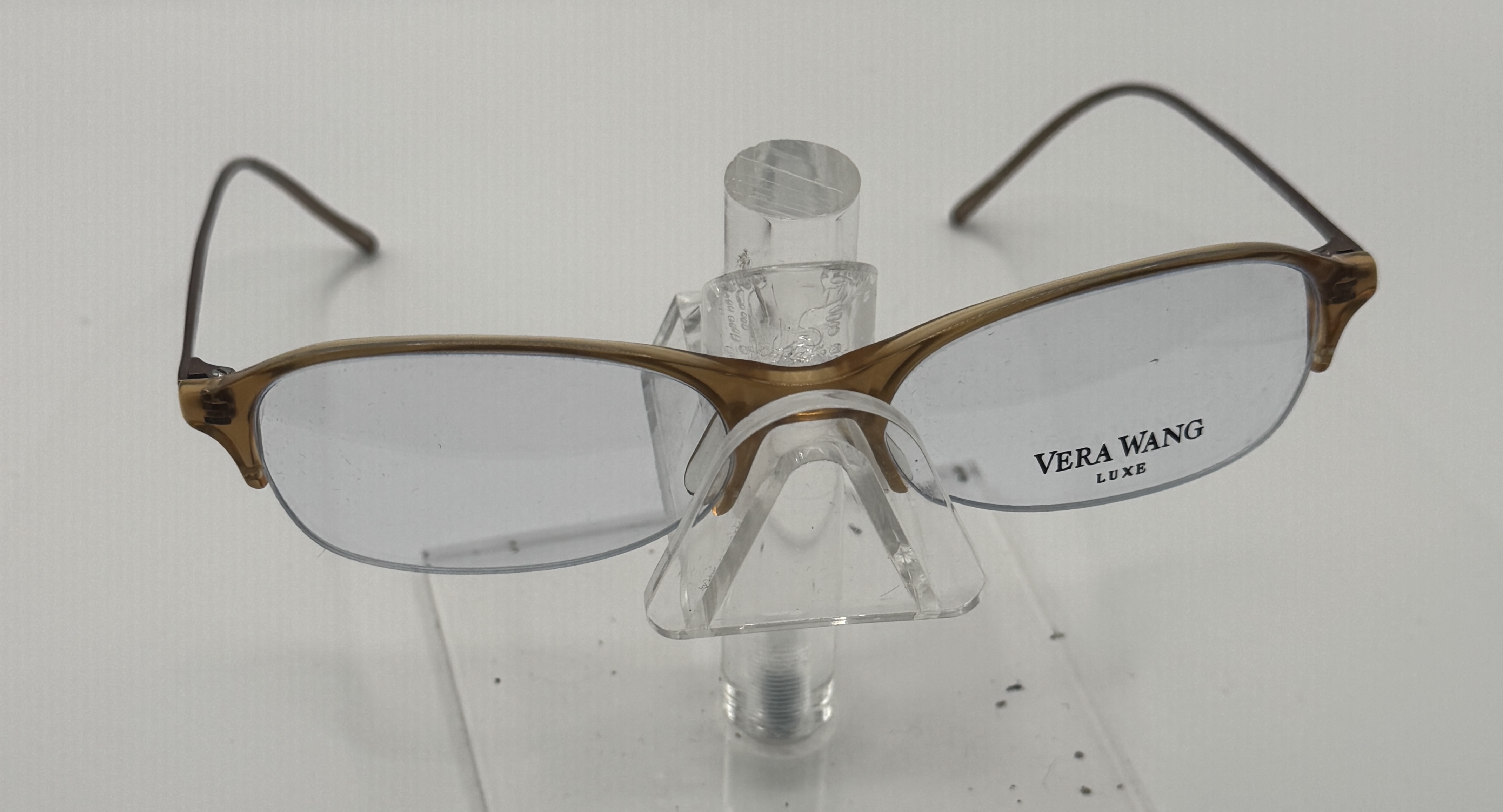 CLEARANCE VERA WANG MODERNIST