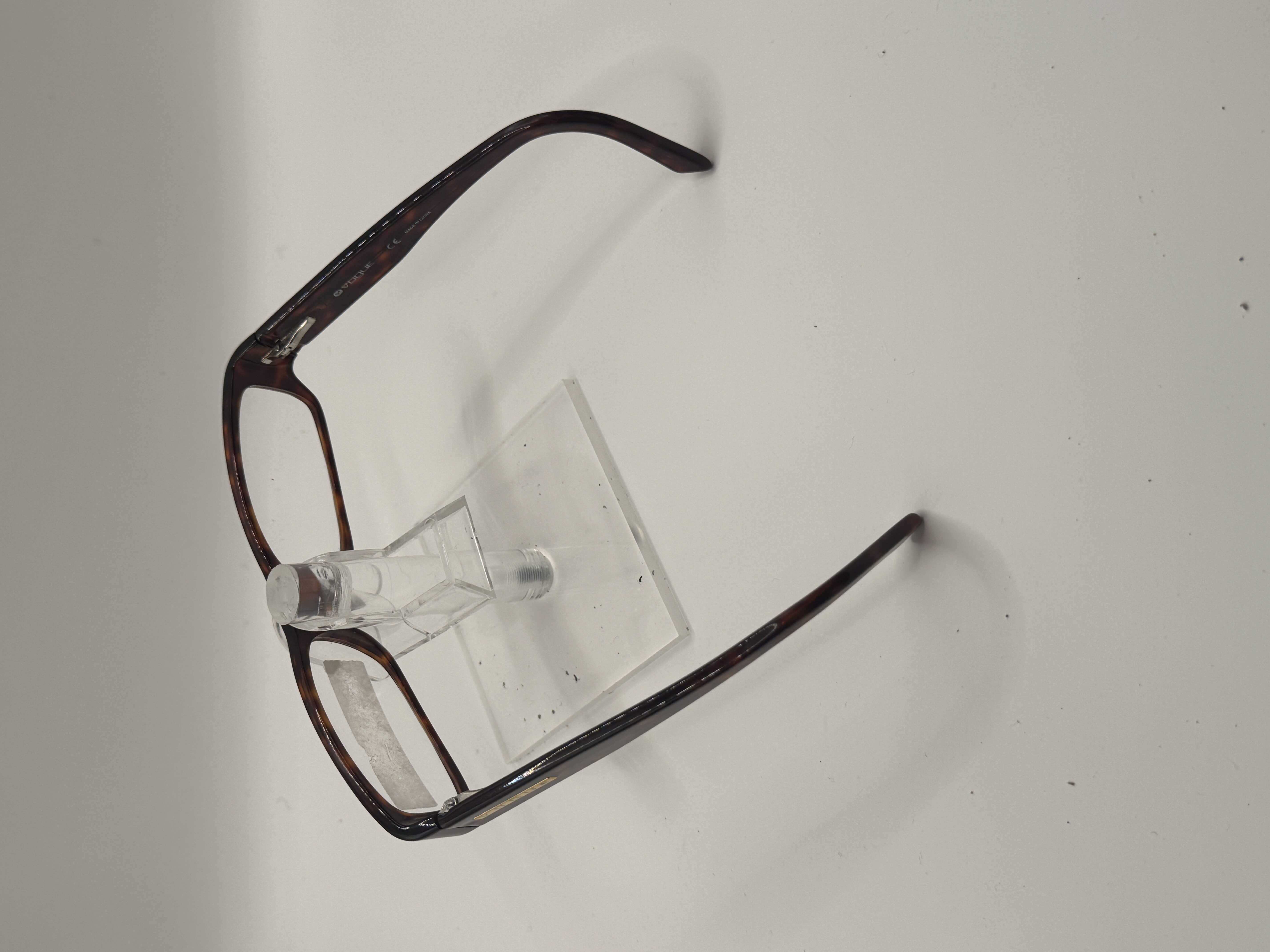 CLEARANCE VOGUE 2504 001