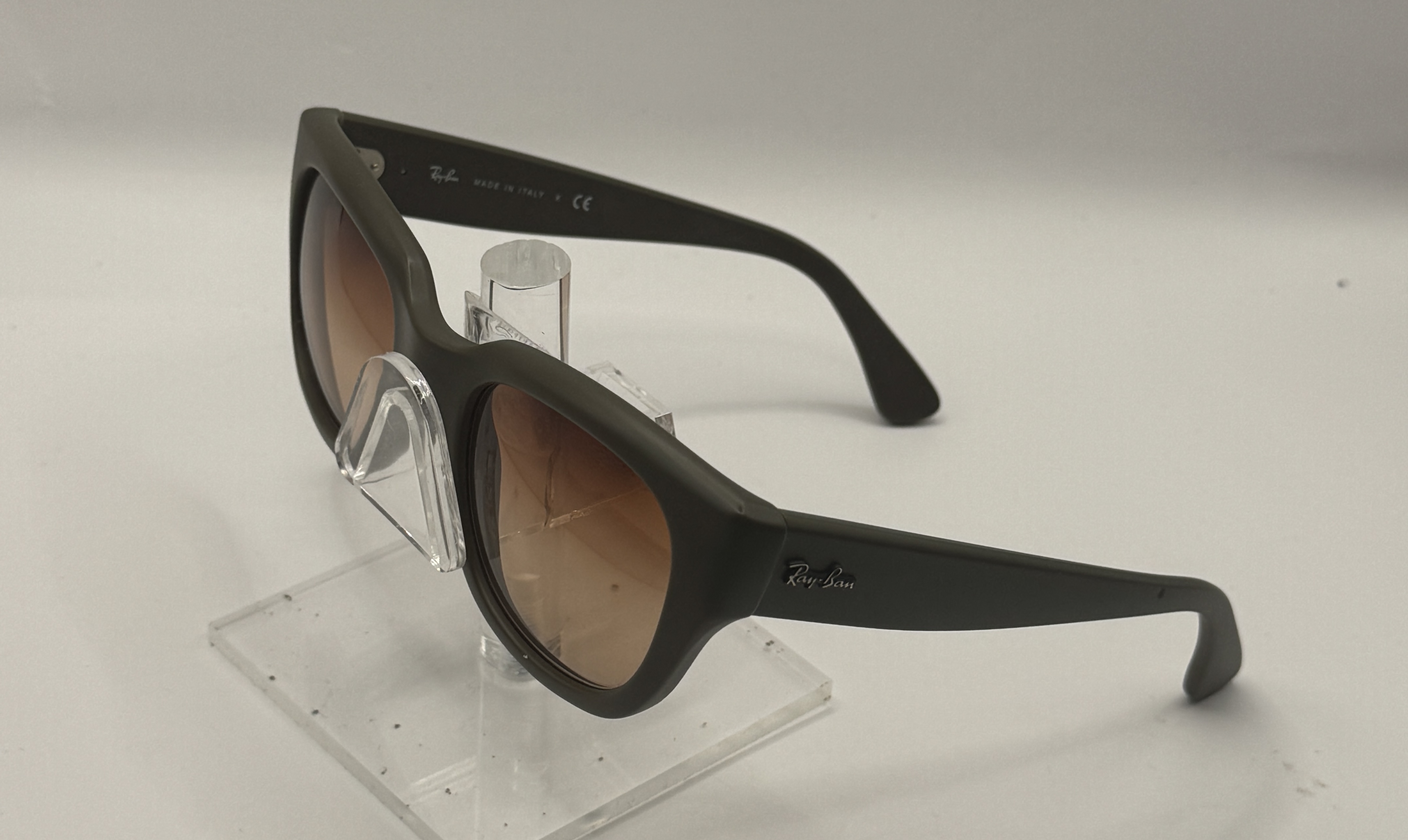 CLEARANCE RAY BAN 4178