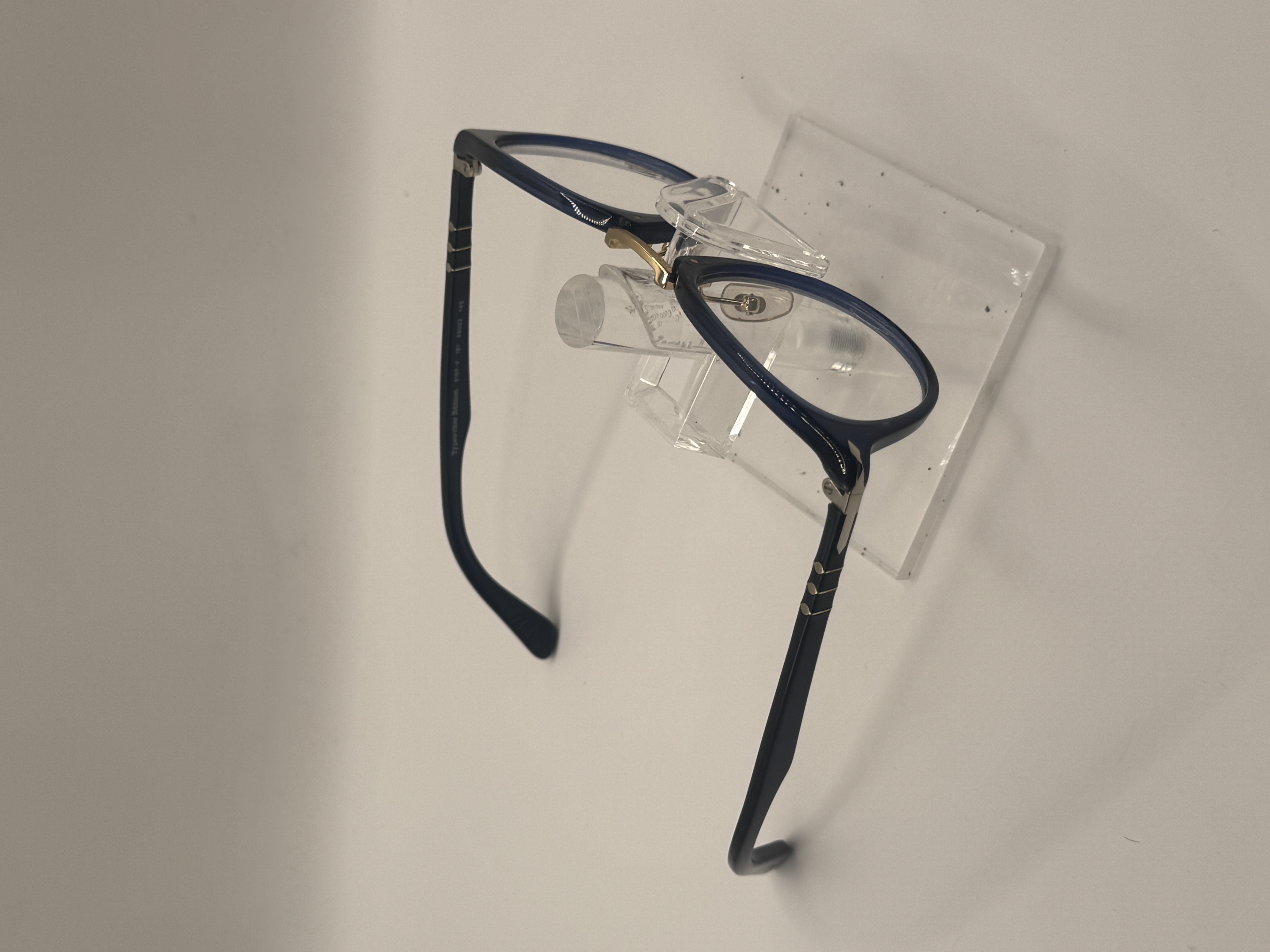 CLEARANCE PERSOL 3107V 181