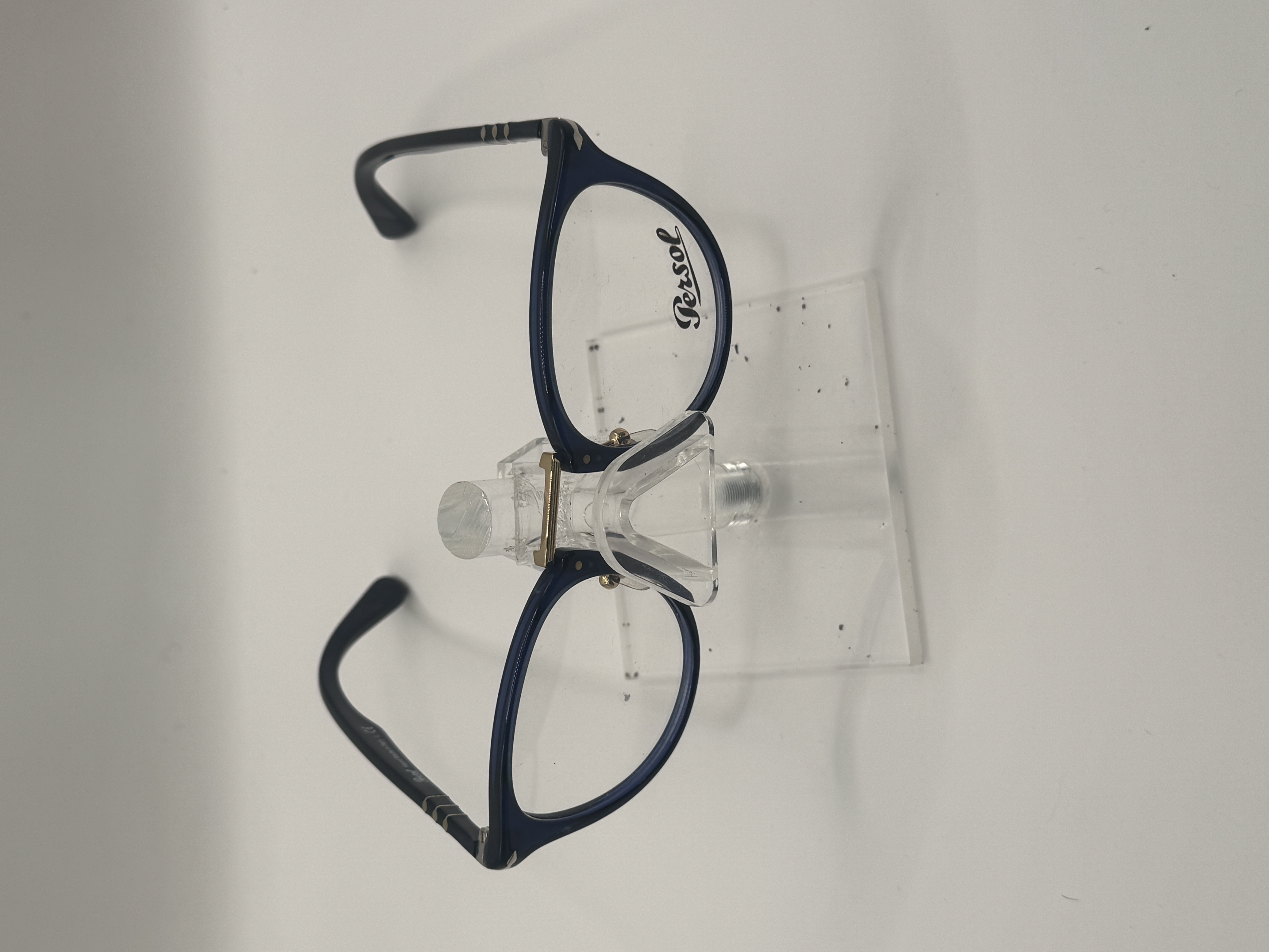 CLEARANCE PERSOL 3107V 181