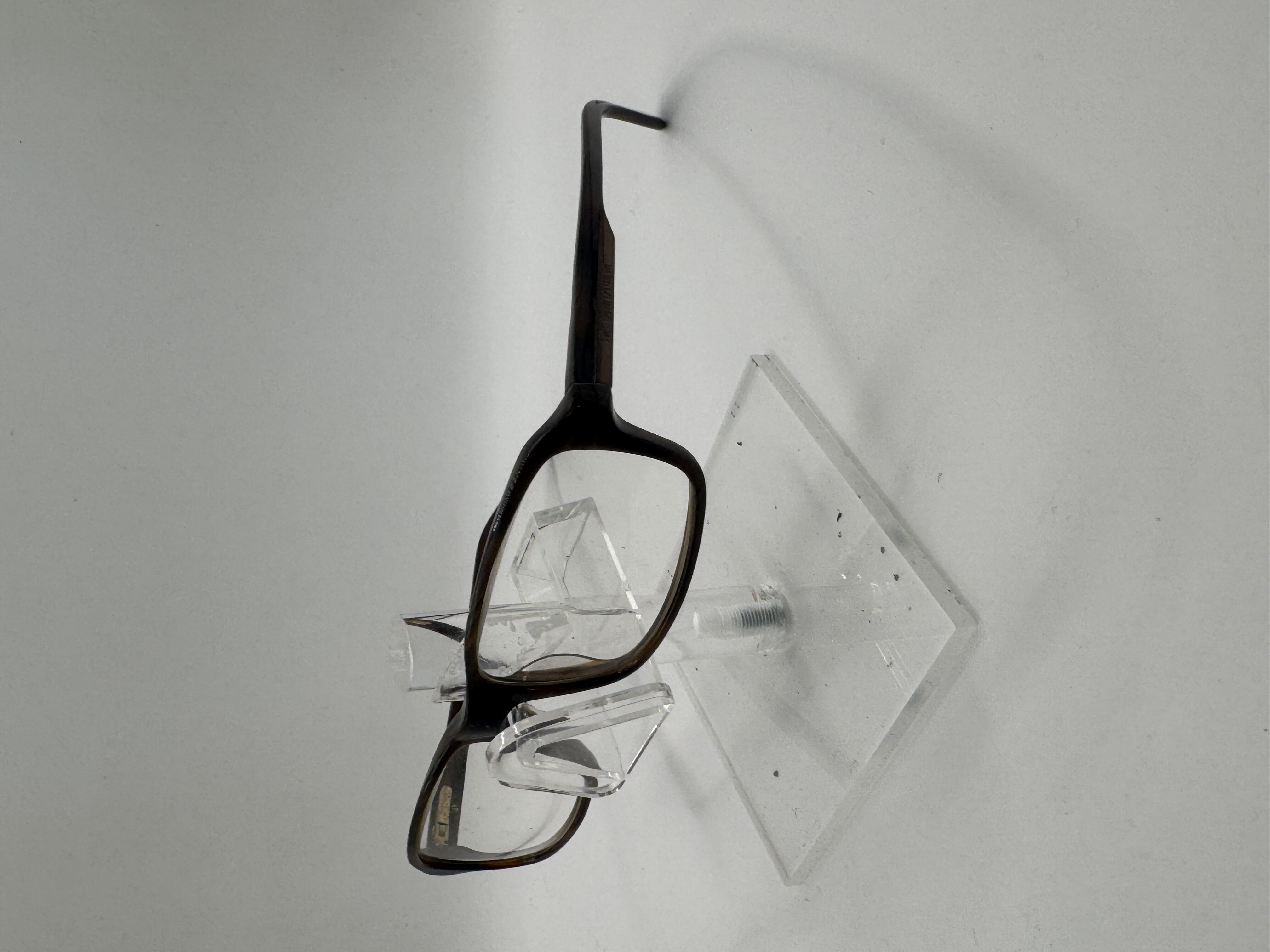 CLEARANCE YVES SAINT LAURENT 2233 2B700