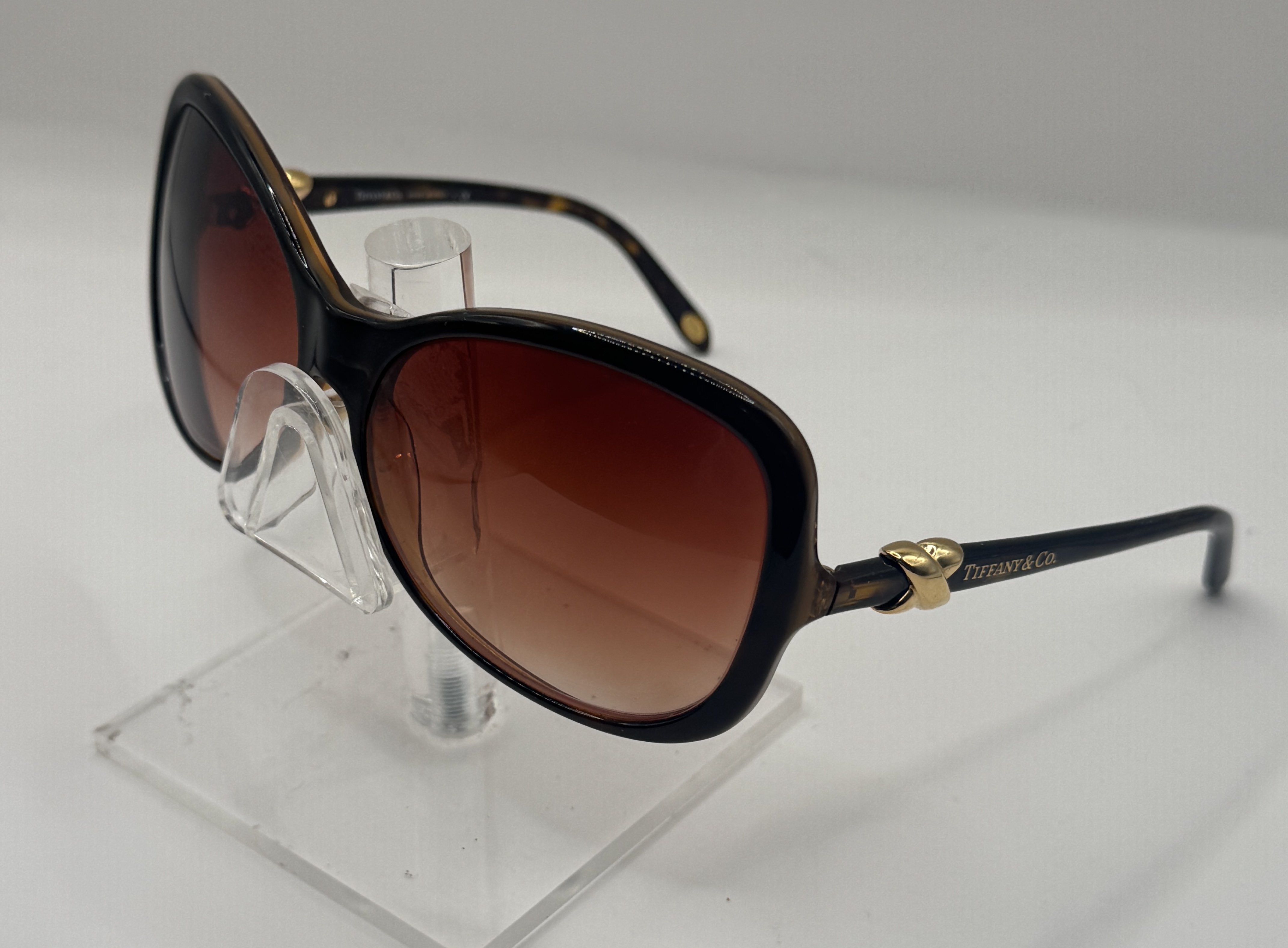 CLEARANCE TIFFANY 4024