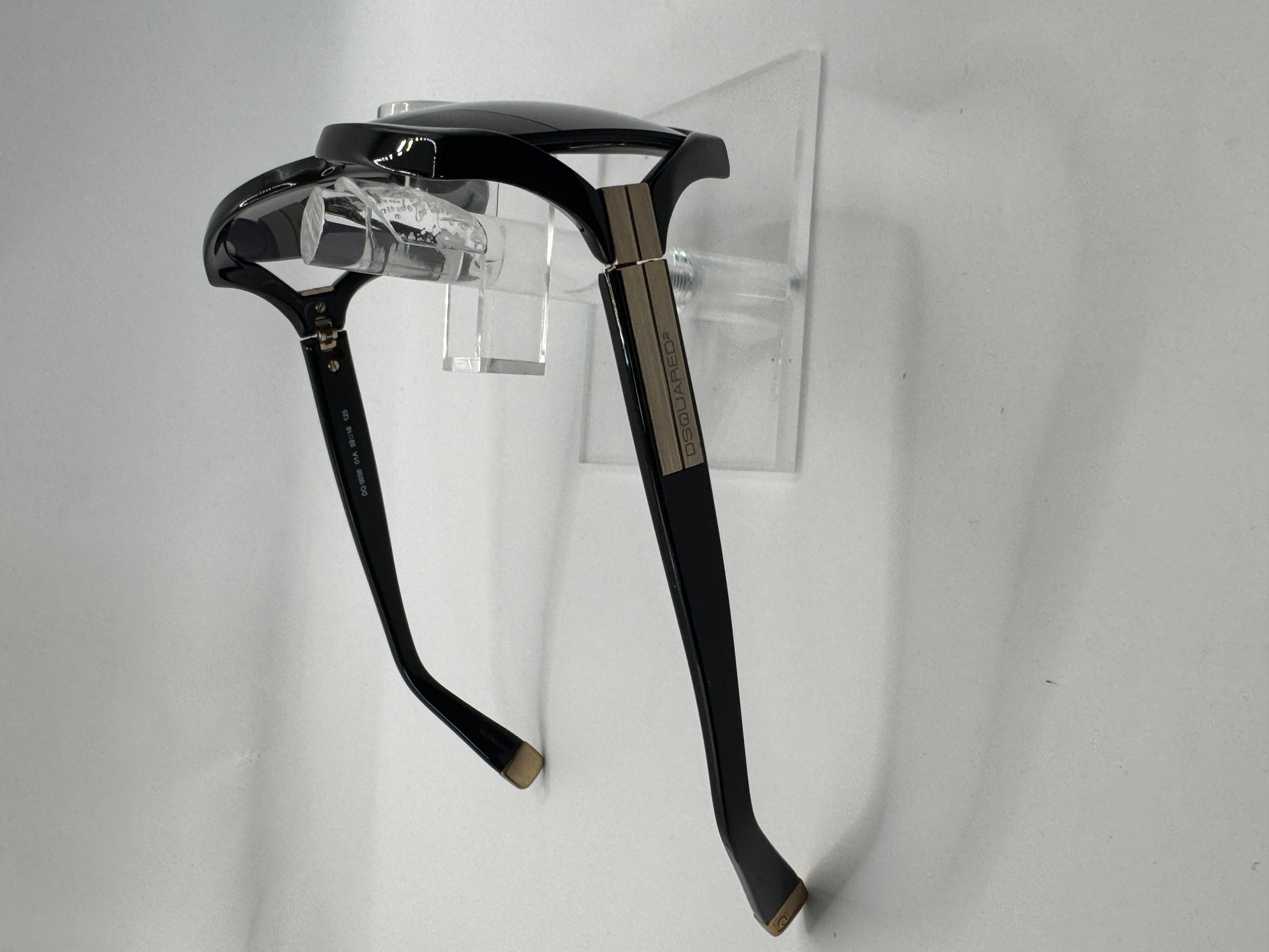 CLEARANCE DSQUARED 0038 01A