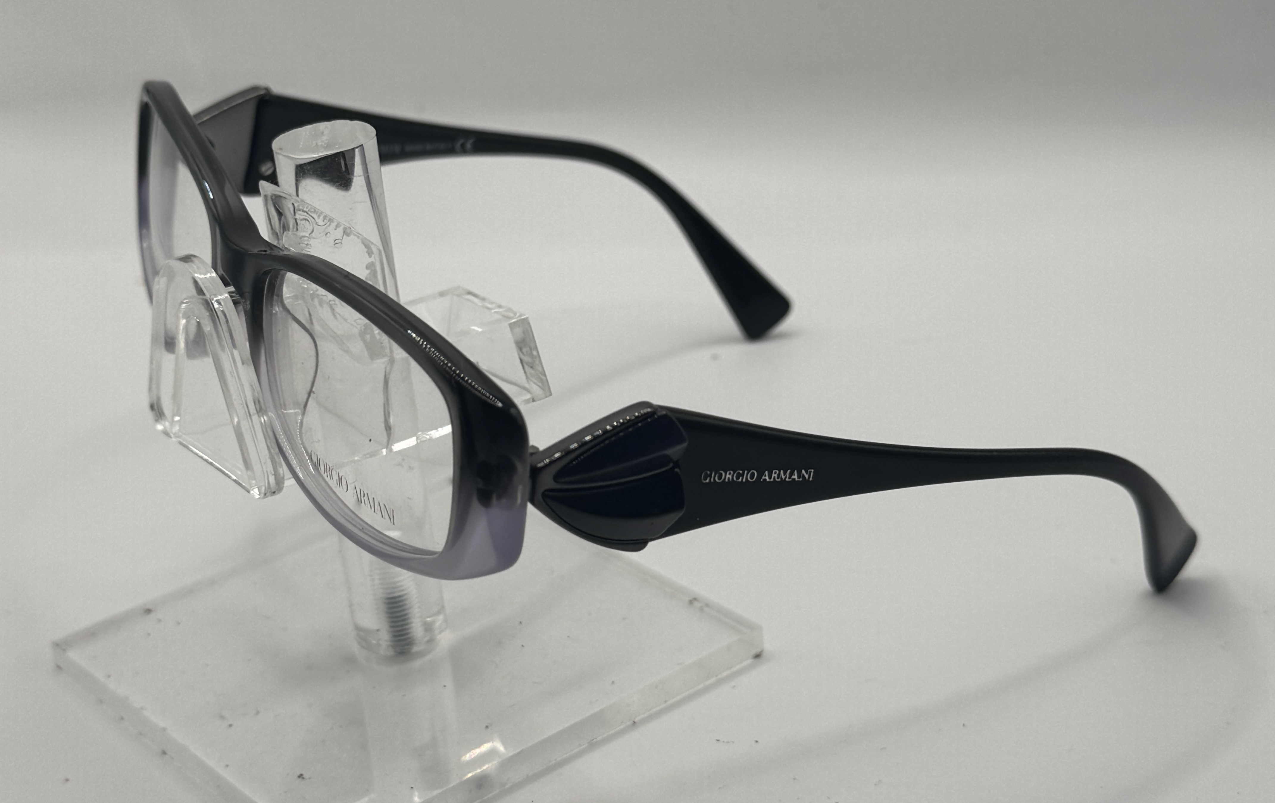 CLEARANCE GIORGIO ARMANI 643