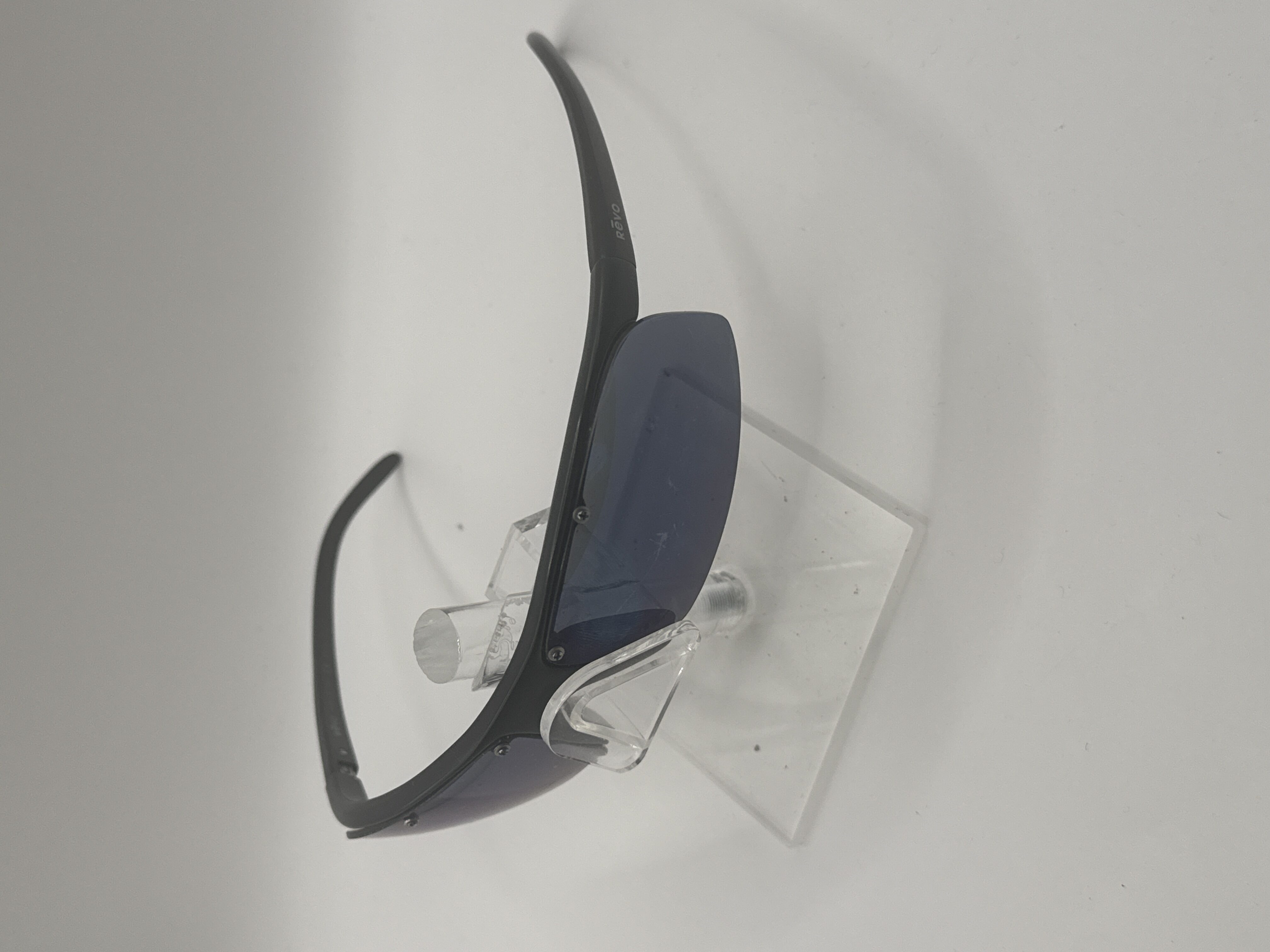 CLEARANCE REVO 4011 801S9V