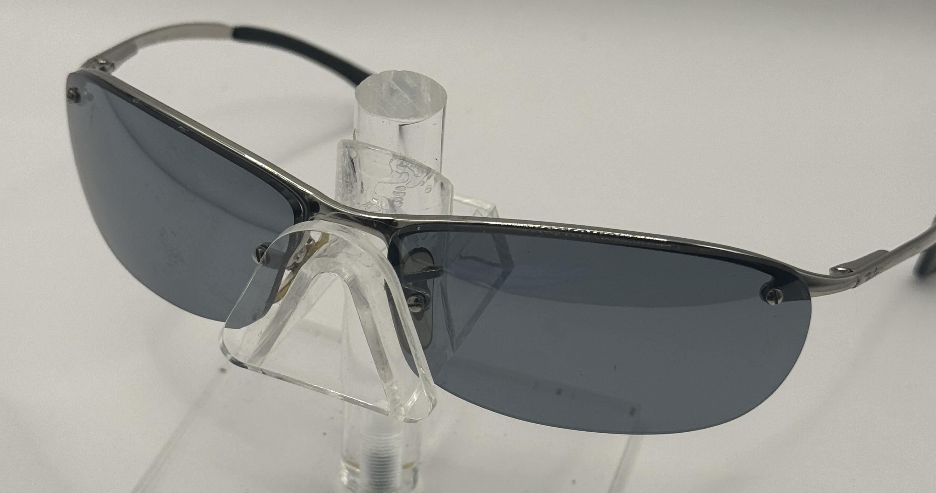 CLEARANCE RAY BAN 3186 {DISPLAY}