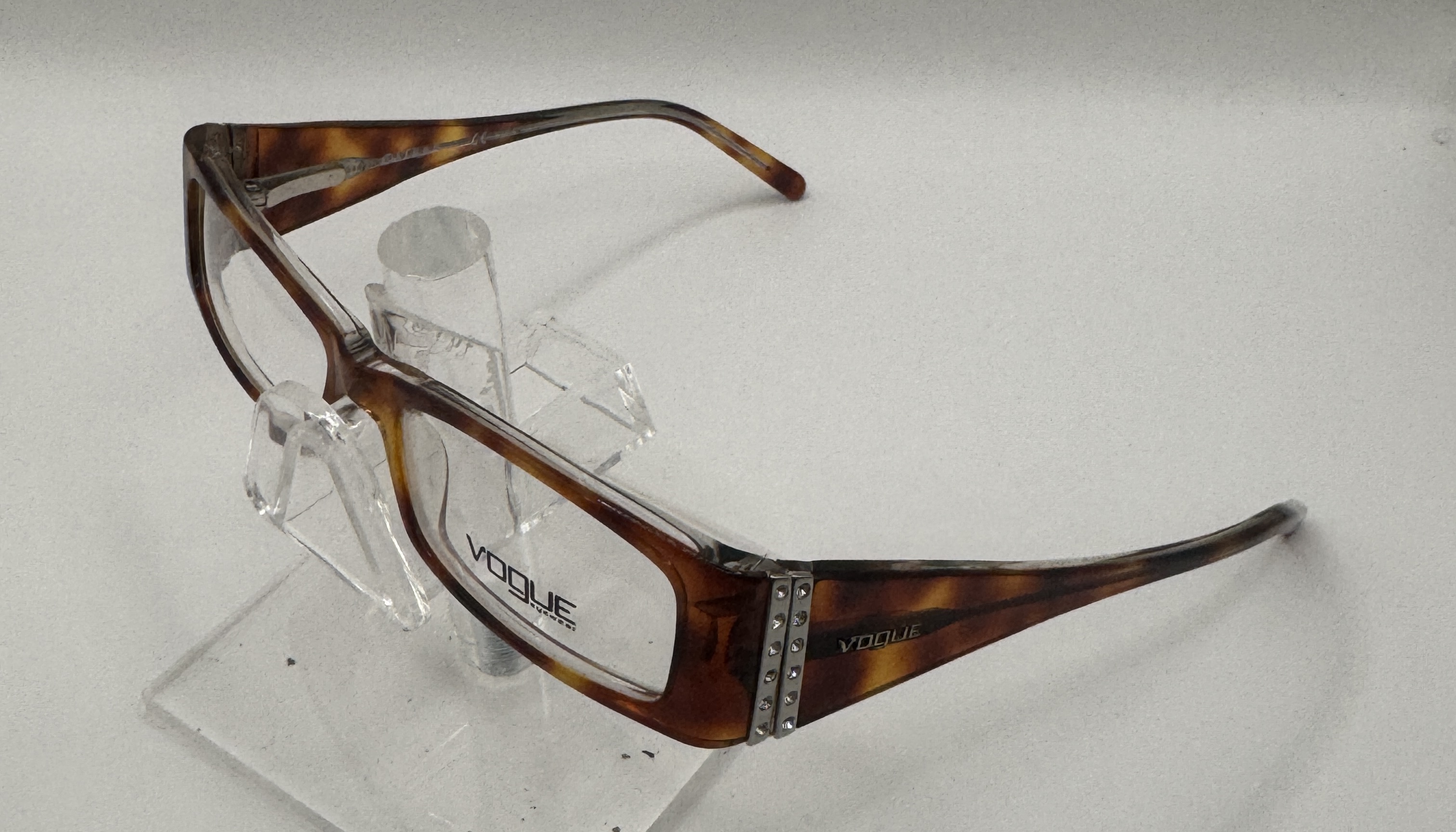 CLEARANCE VOGUE 2449B