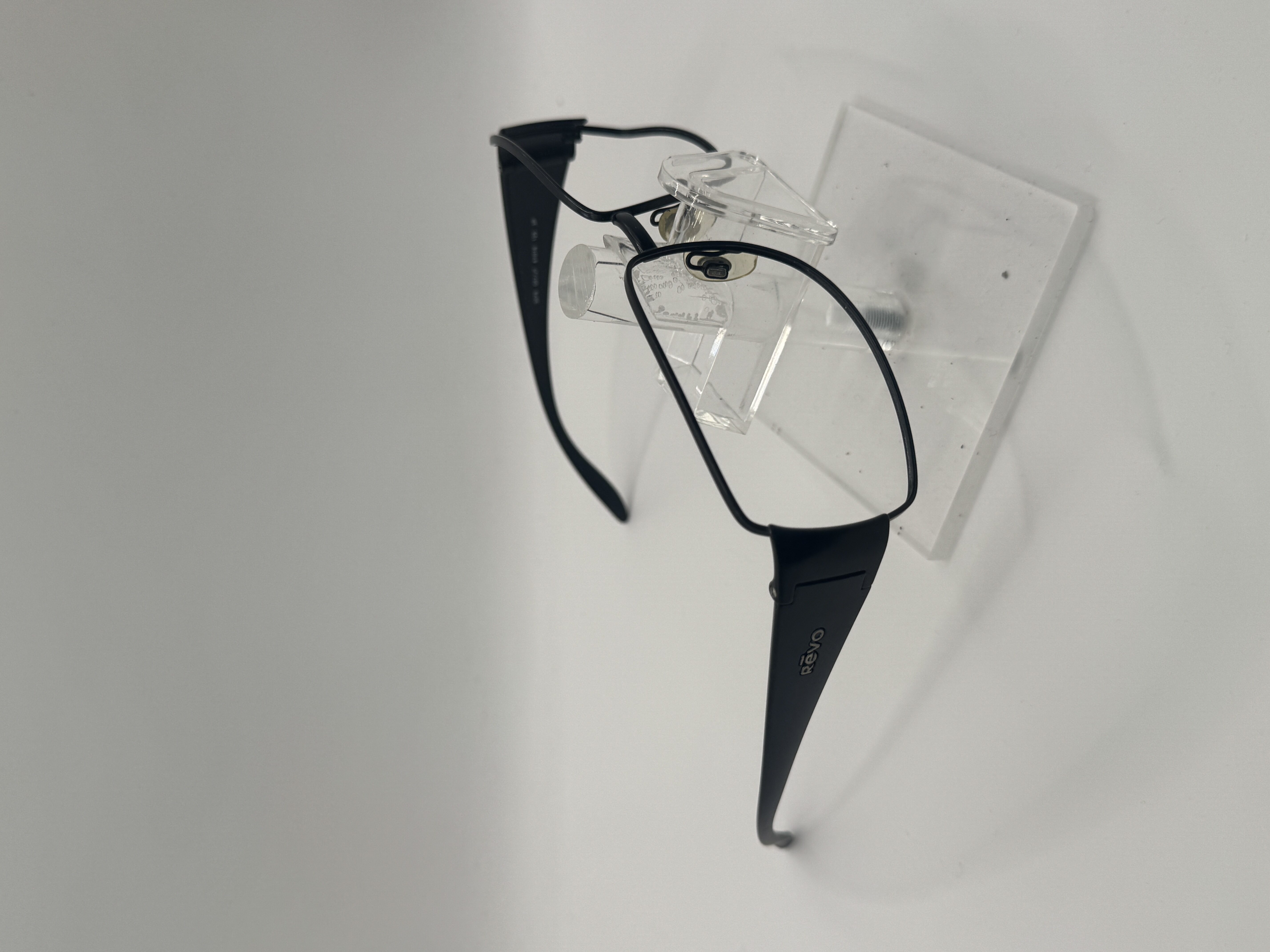 CLEARANCE REVO 3076 001J7