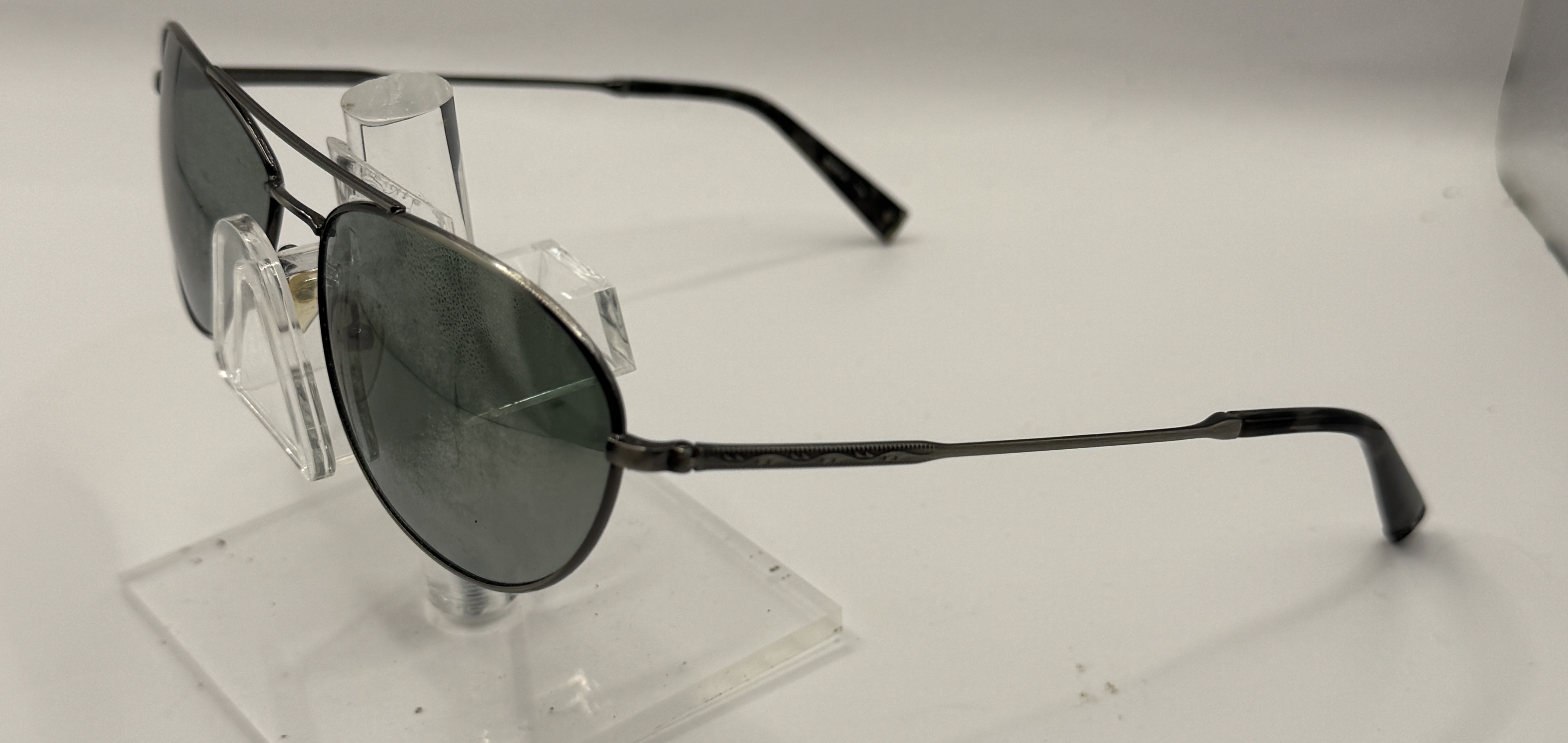 CLEARANCE JOHN VARVATOS V798