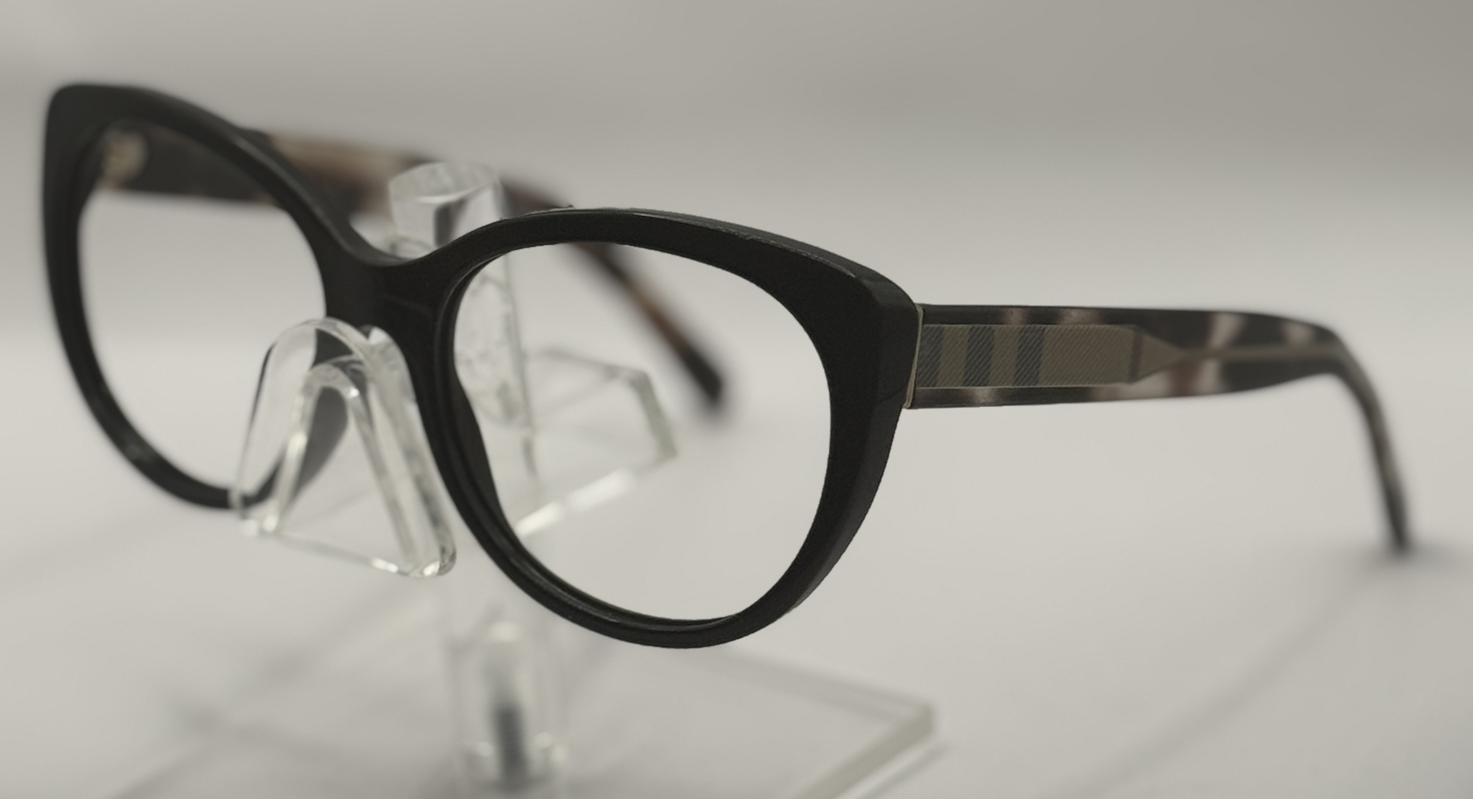 CLEARANCE BURBERRY 4224F