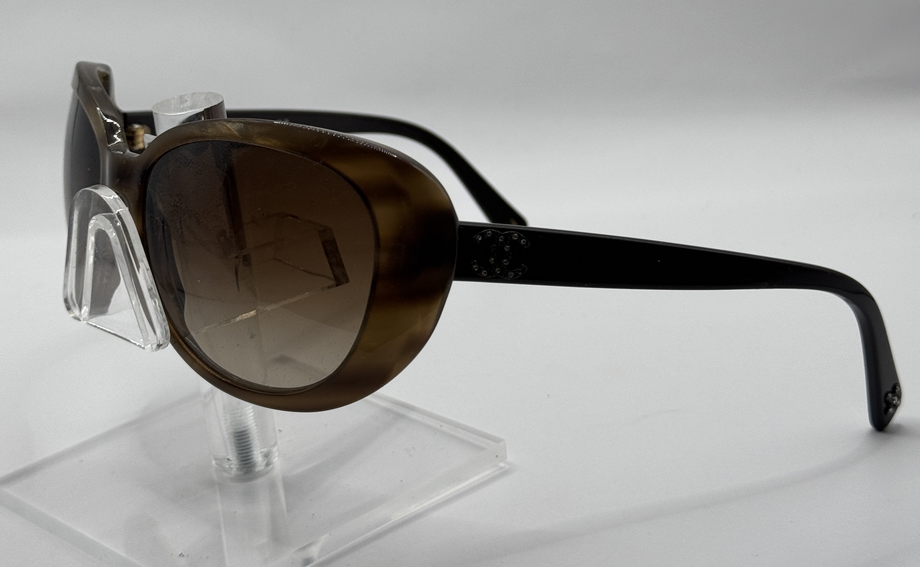 CLEARANCE CHANEL 5151B
