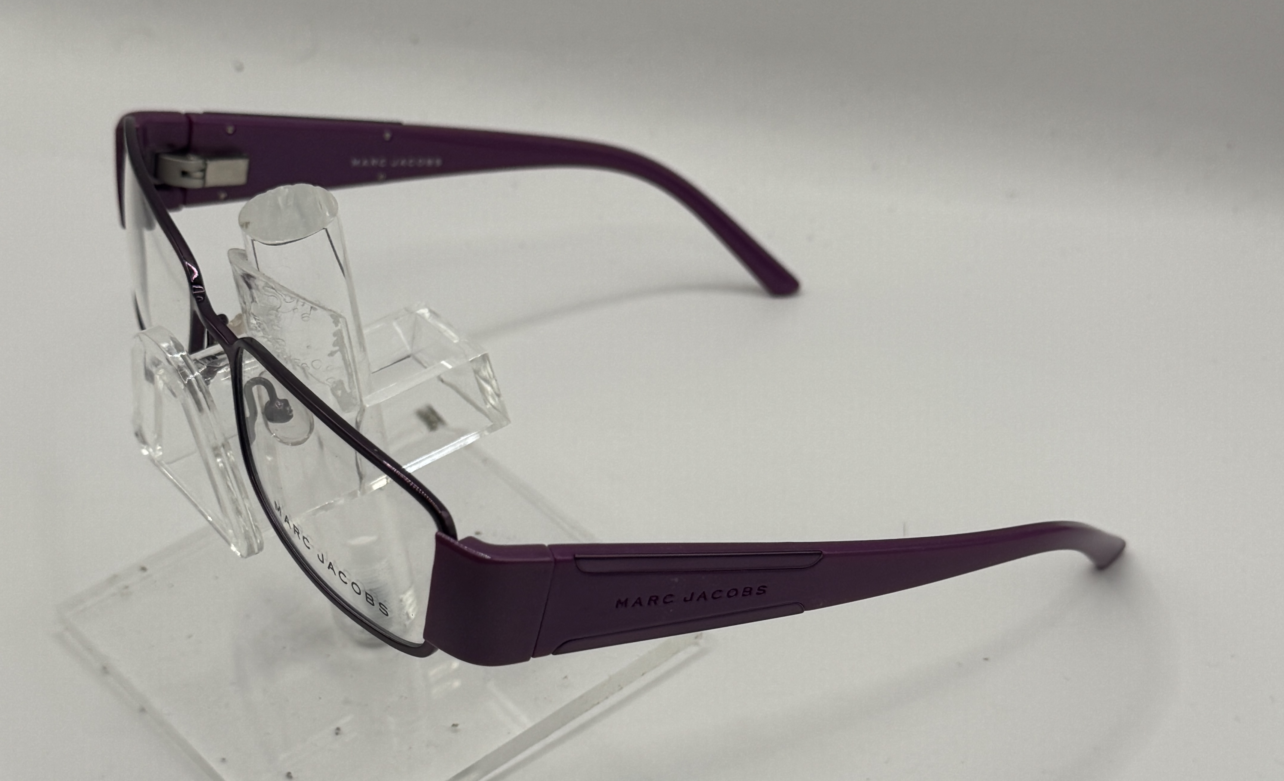 CLEARANCE MARC JACOBS 132
