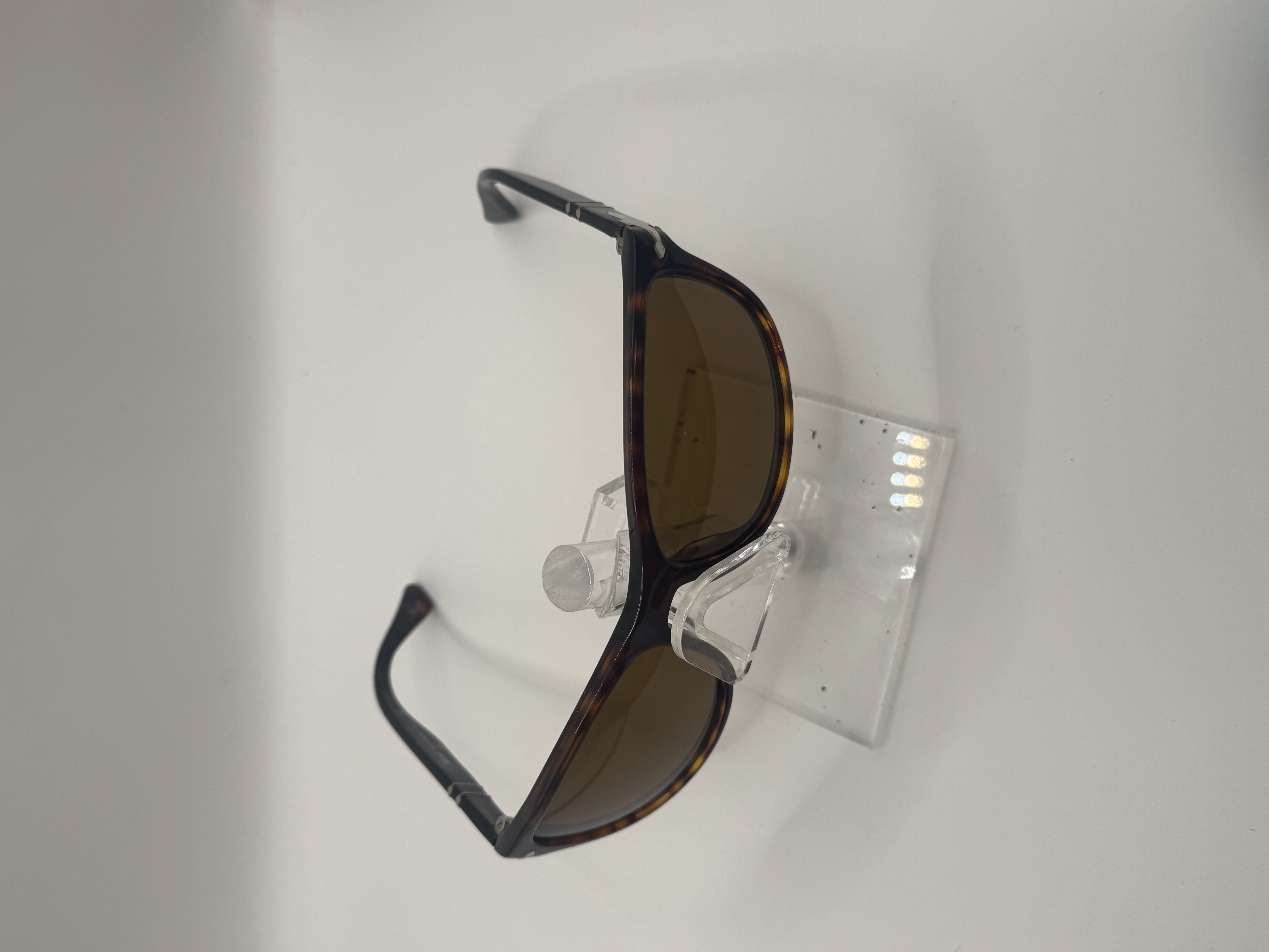 CLEARANCE PERSOL 3156 2457