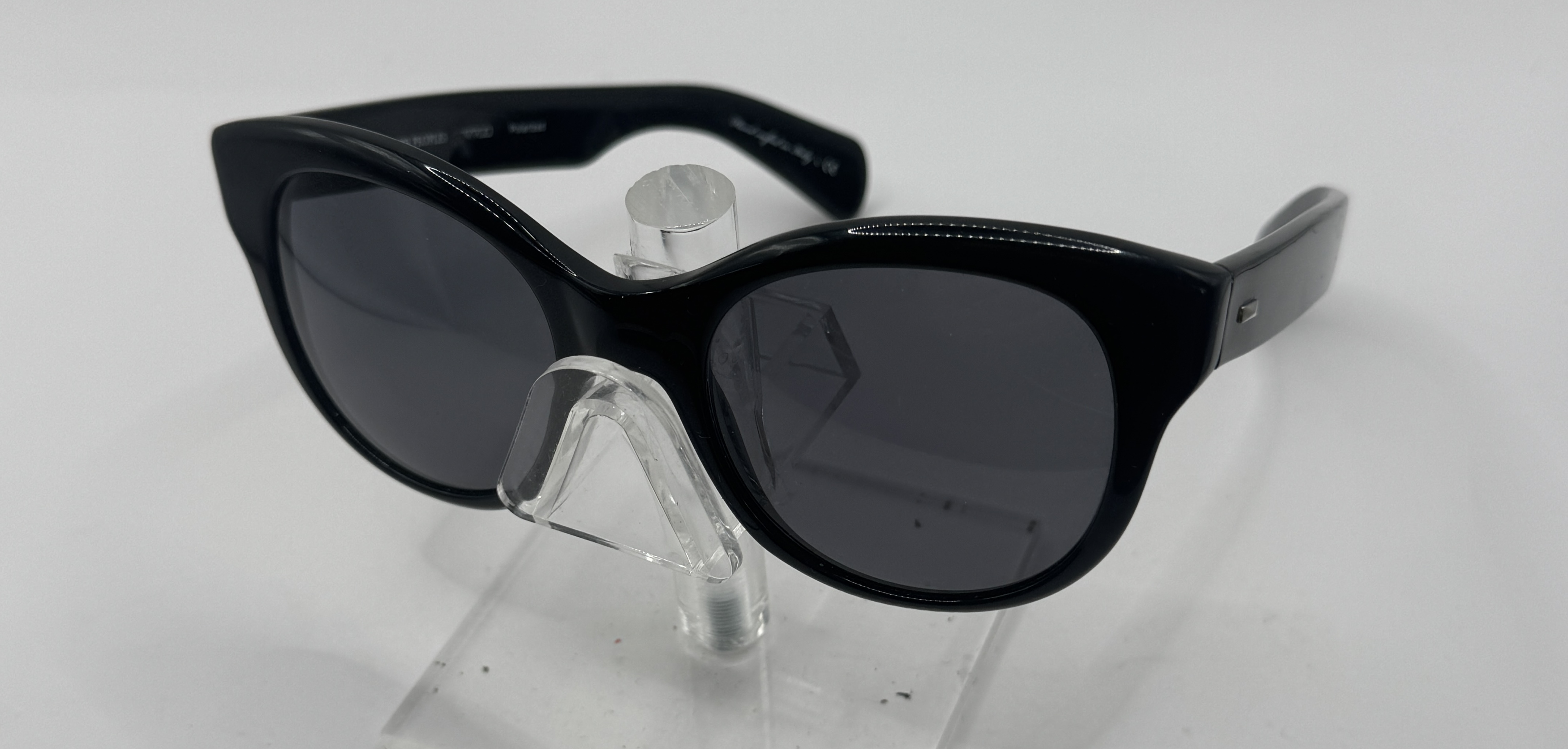 CLEARANCE OLIVER PEOPLES JACEY