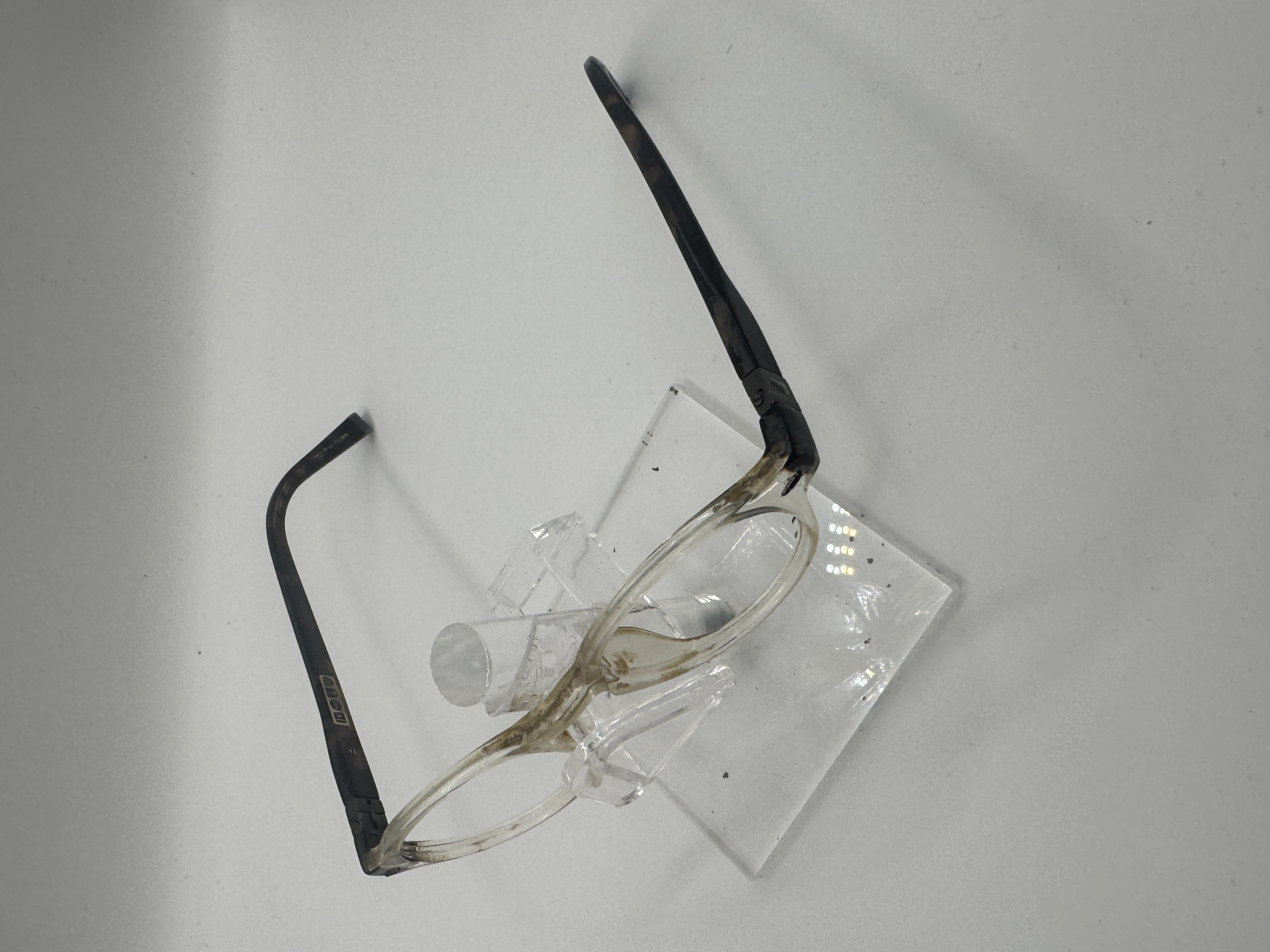 CLEARANCE JOHN VARVATOS V356 UF CRYSTAL