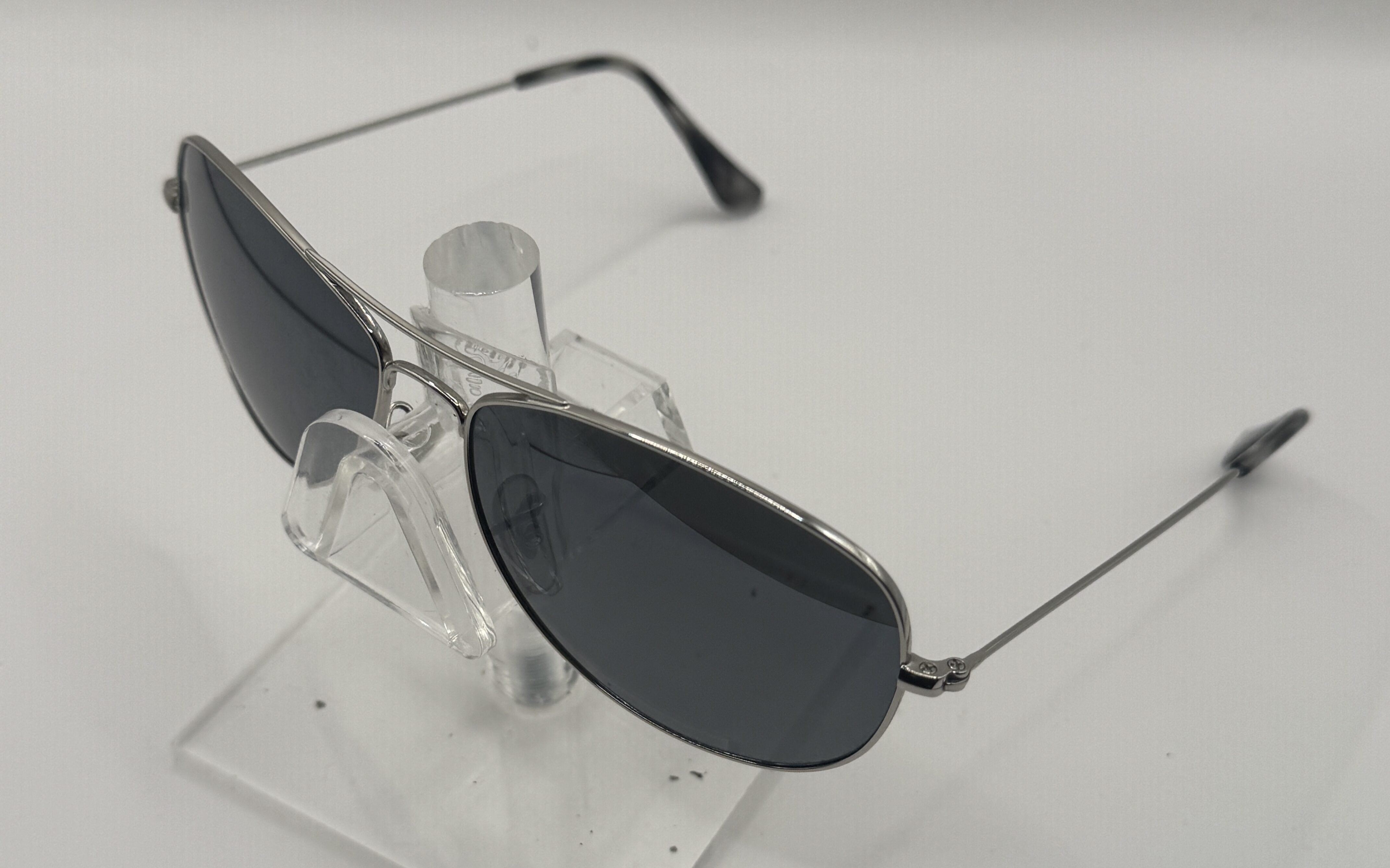 CLEARANCE RAY BAN 3562 (LENSE REPLACED WITH BLACK)