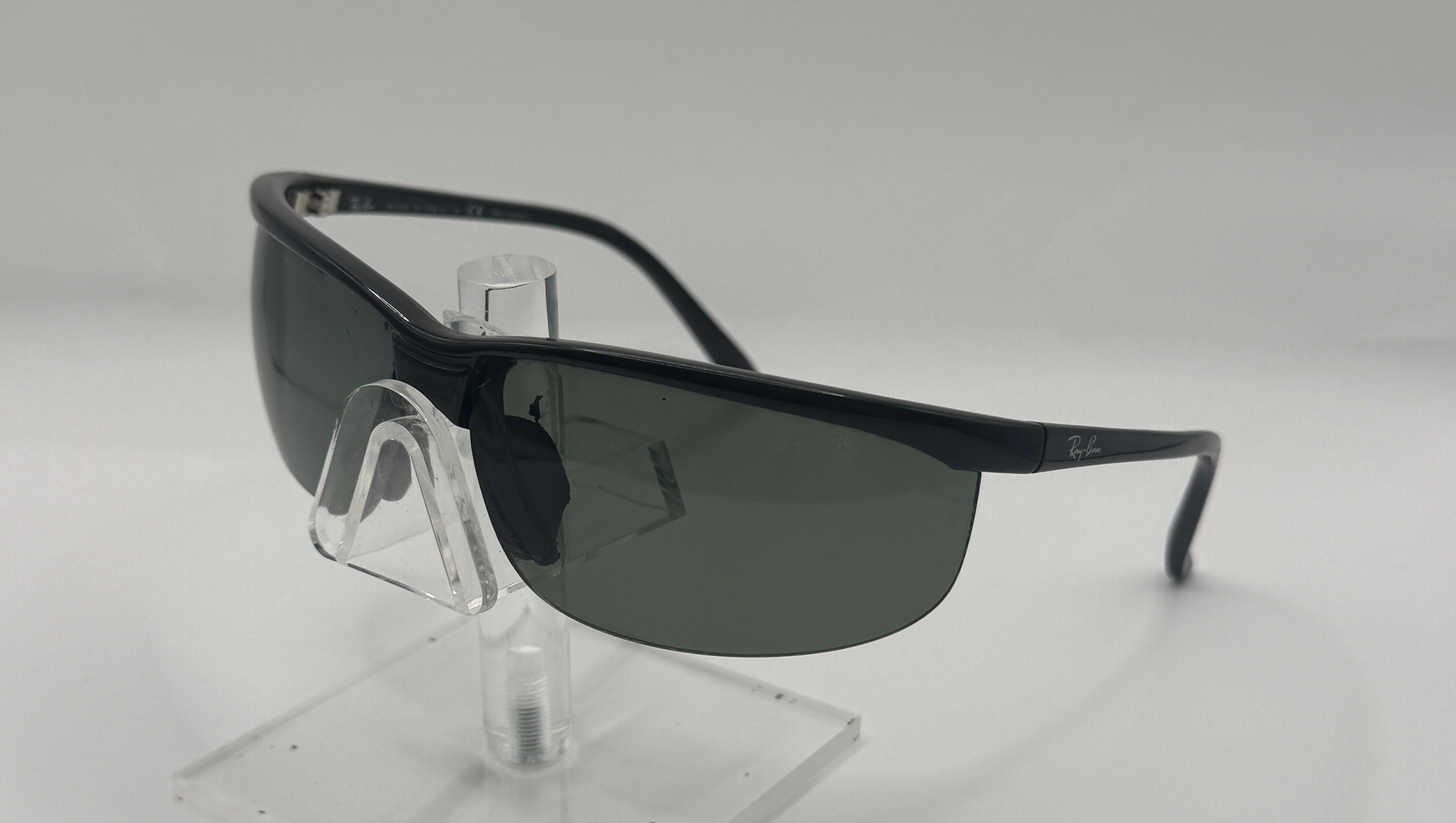 CLEARANCE RAY BAN 4021