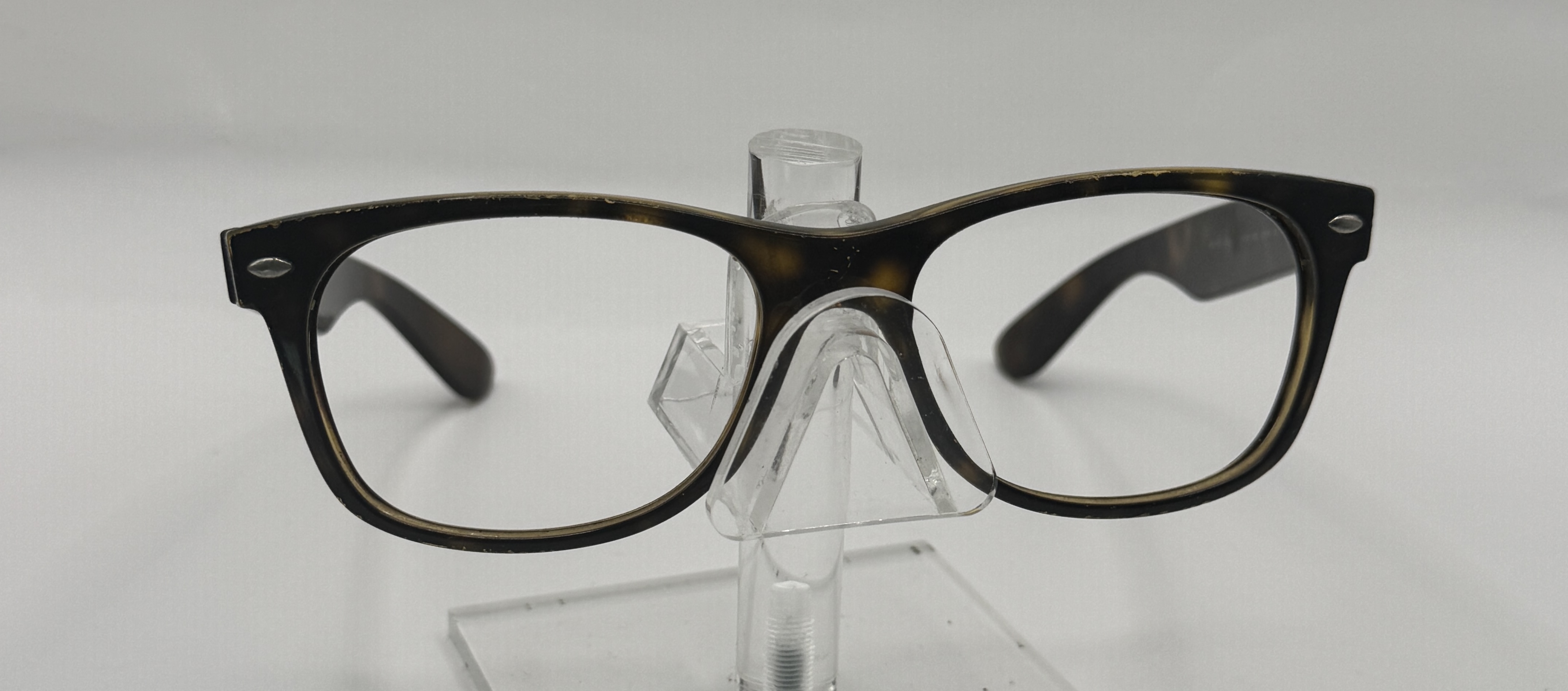 CLEARANCE RAY BAN 2132