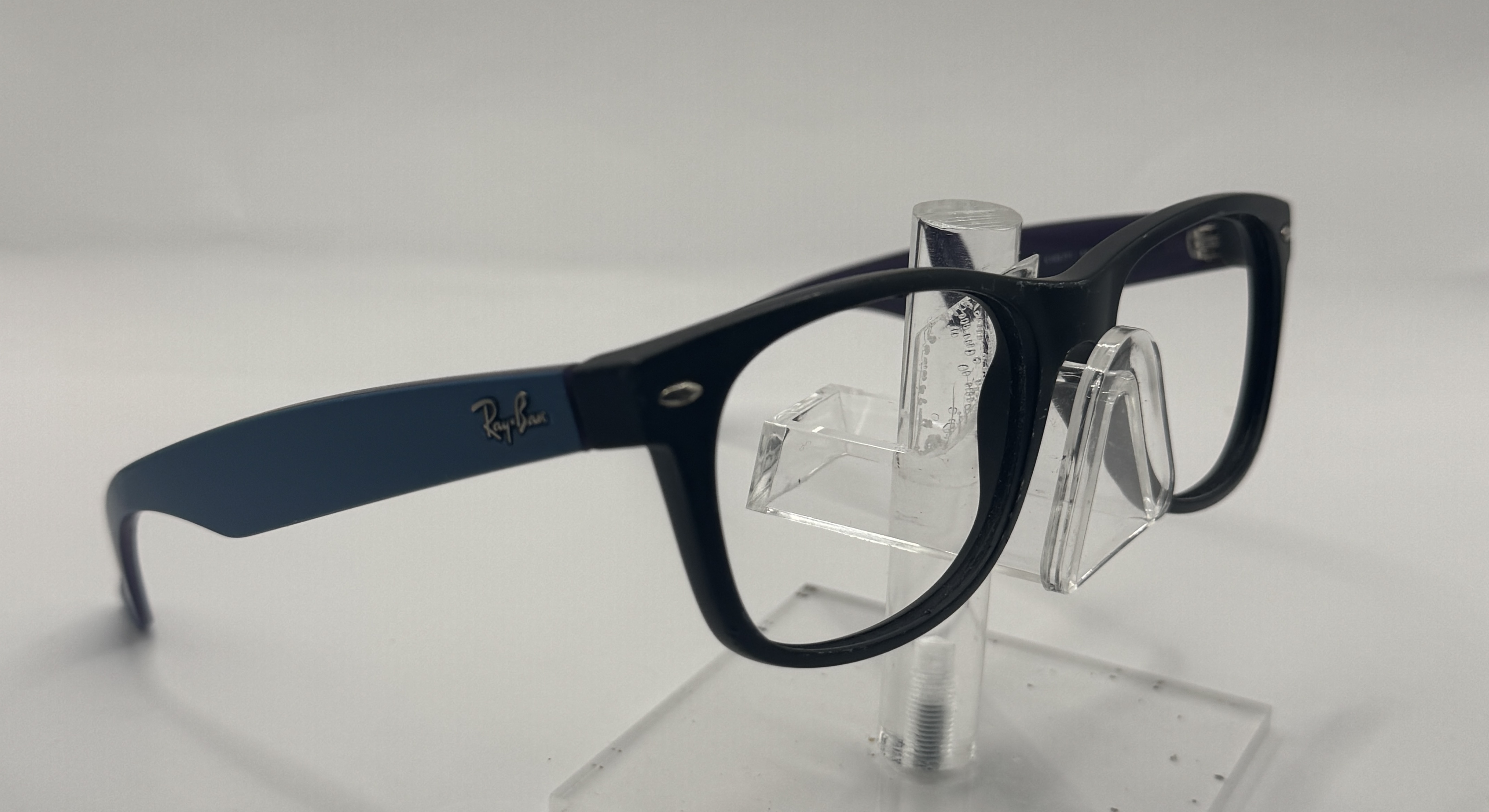 CLEARANCE RAY BAN 2132