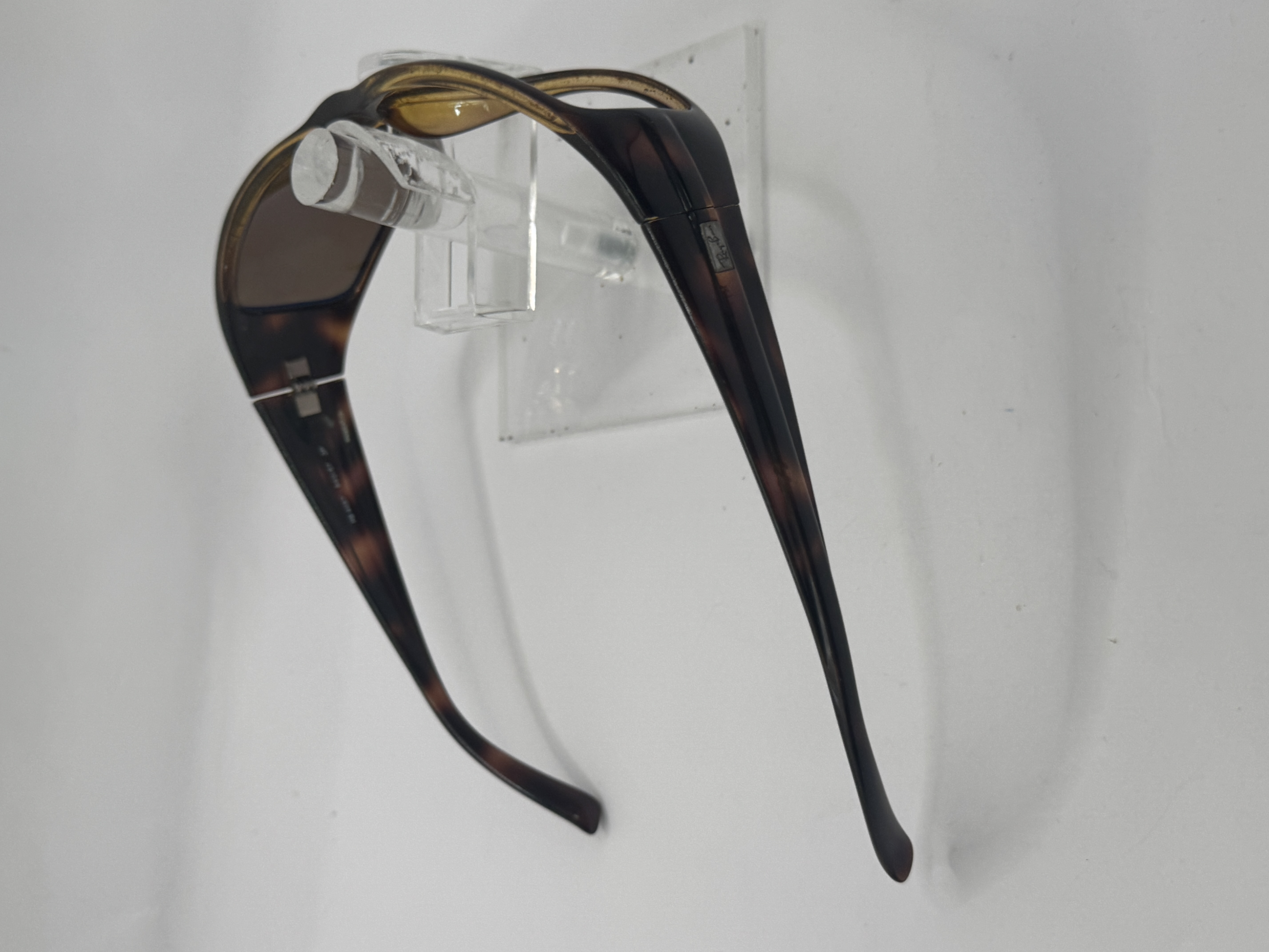 CLEARANCE RAY BAN 4057 64257