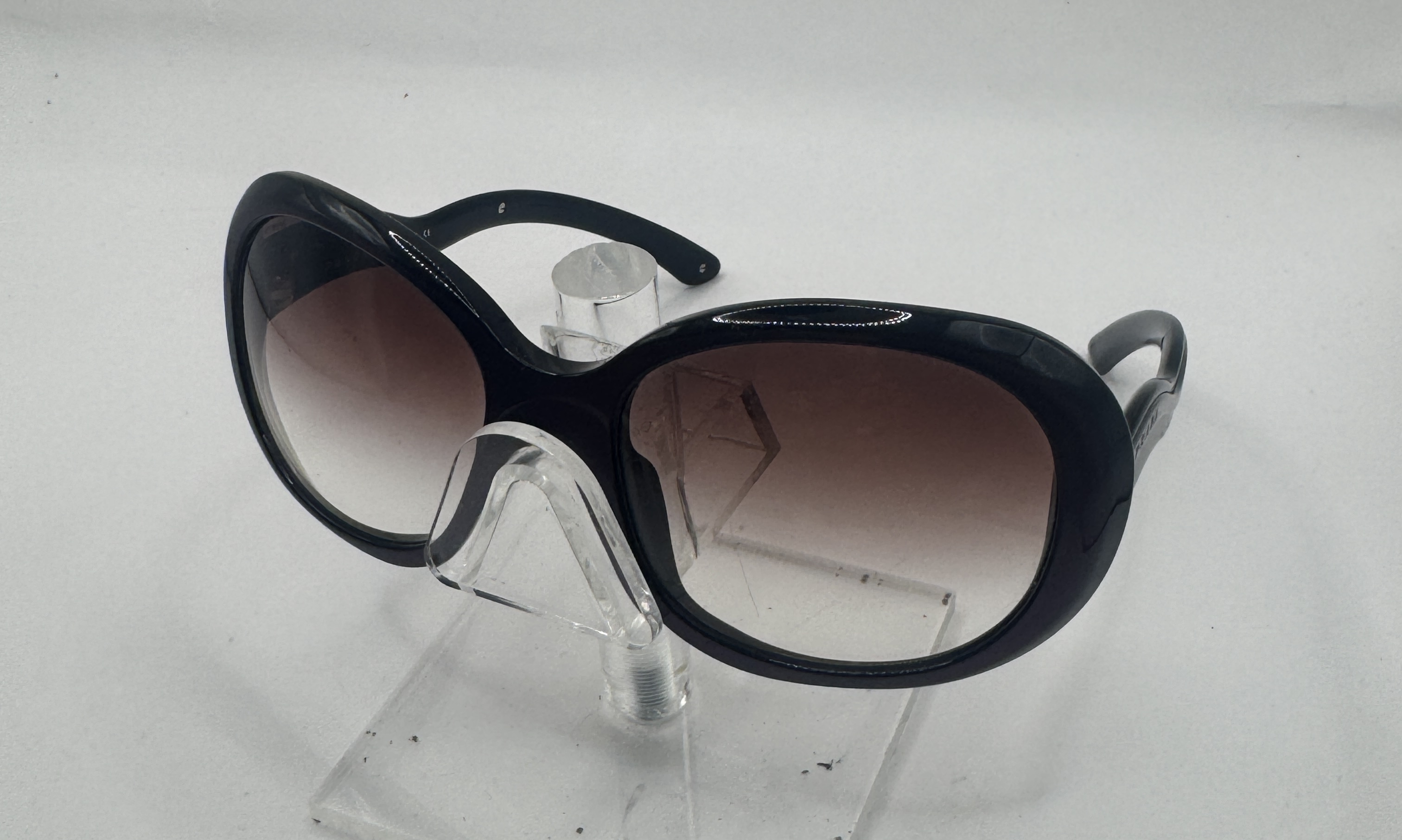 CLEARANCE PRADA SPR08L