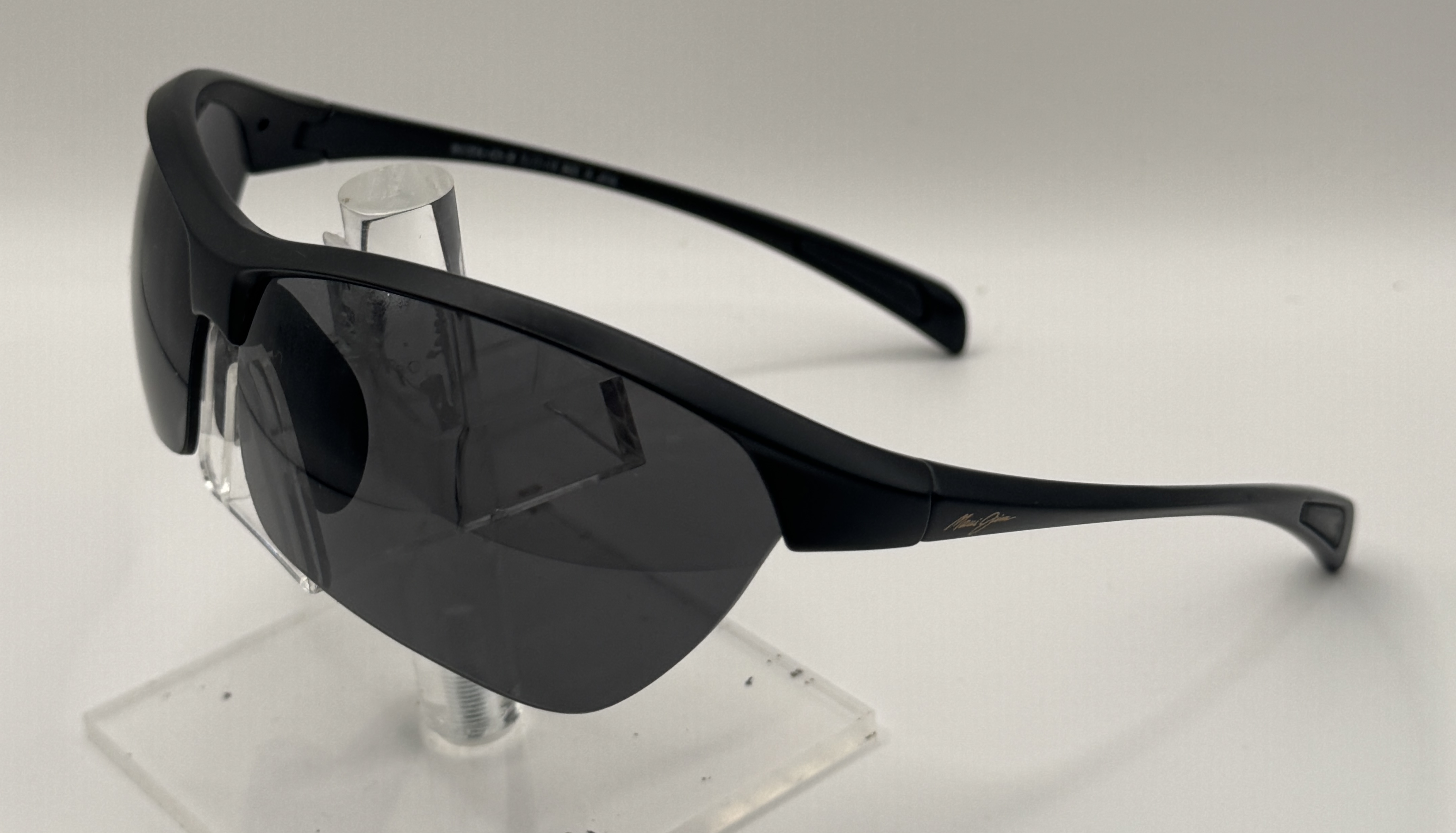 CLEARANCE MAUI JIM STONE CRUSHERS 429