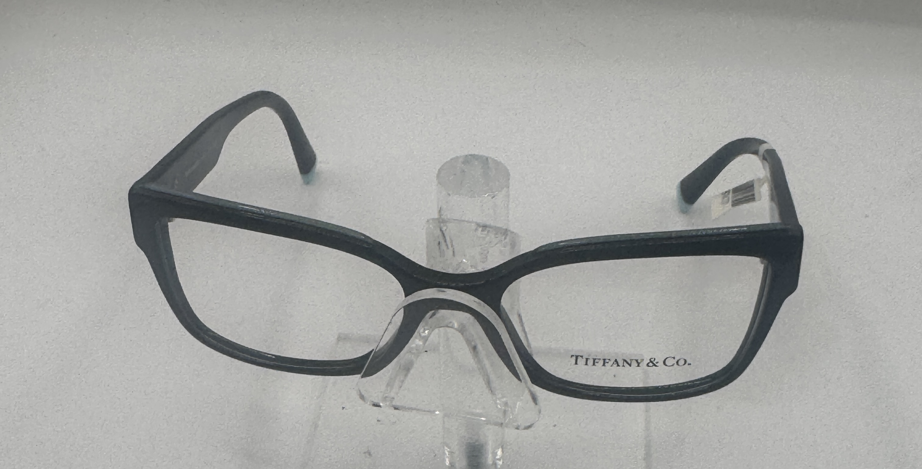 CLEARANCE TIFFANY 2067B