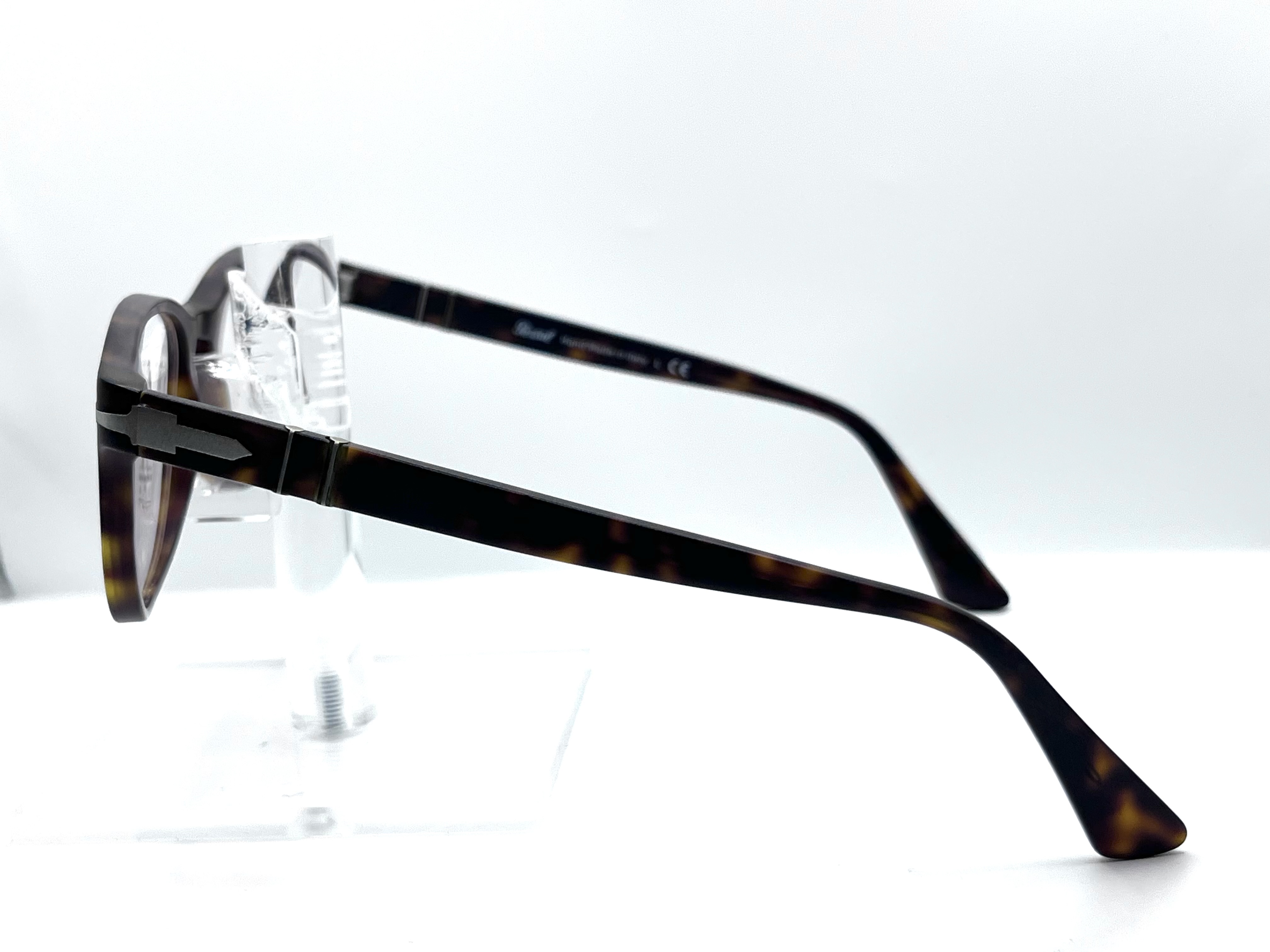 CLEARANCE PERSOL 3085V 9001